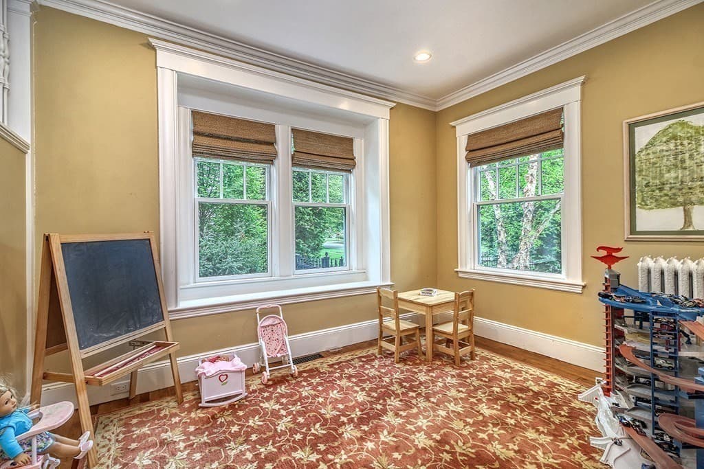 Single Family Residence at 15 Foxcroft Rd, Winchester MA 01890, photo 12 of 40