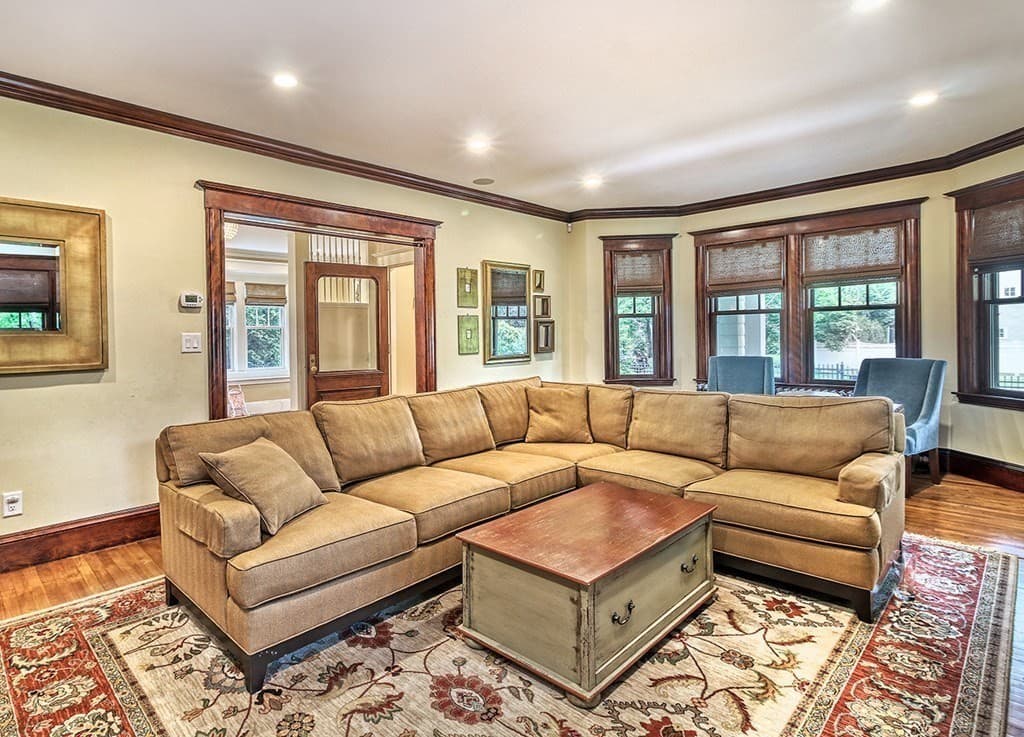 Single Family Residence at 15 Foxcroft Rd, Winchester MA 01890, photo 8 of 40