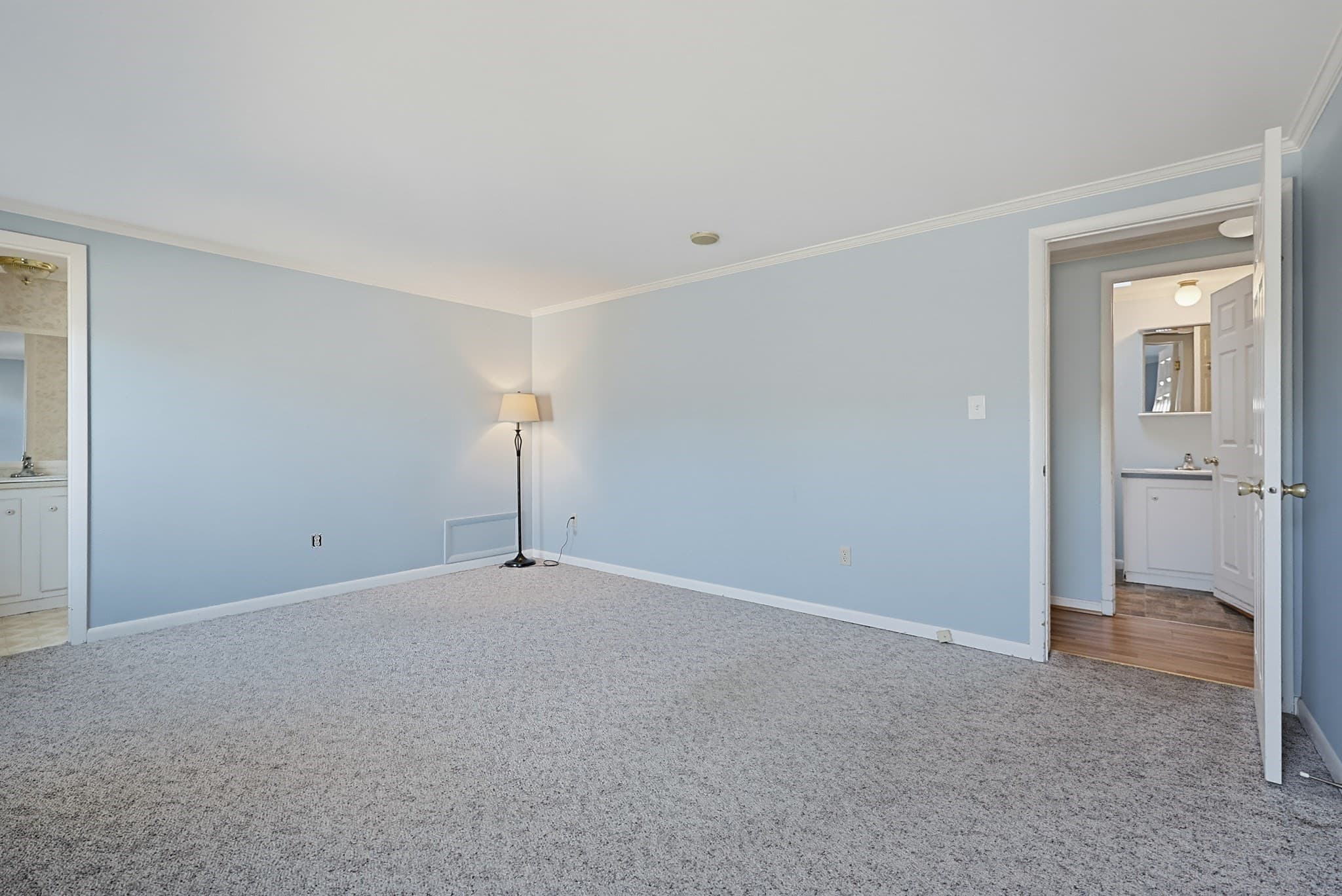 Mobile Home at 4 Forest Lane, Attleboro MA 02703, photo 26 of 41