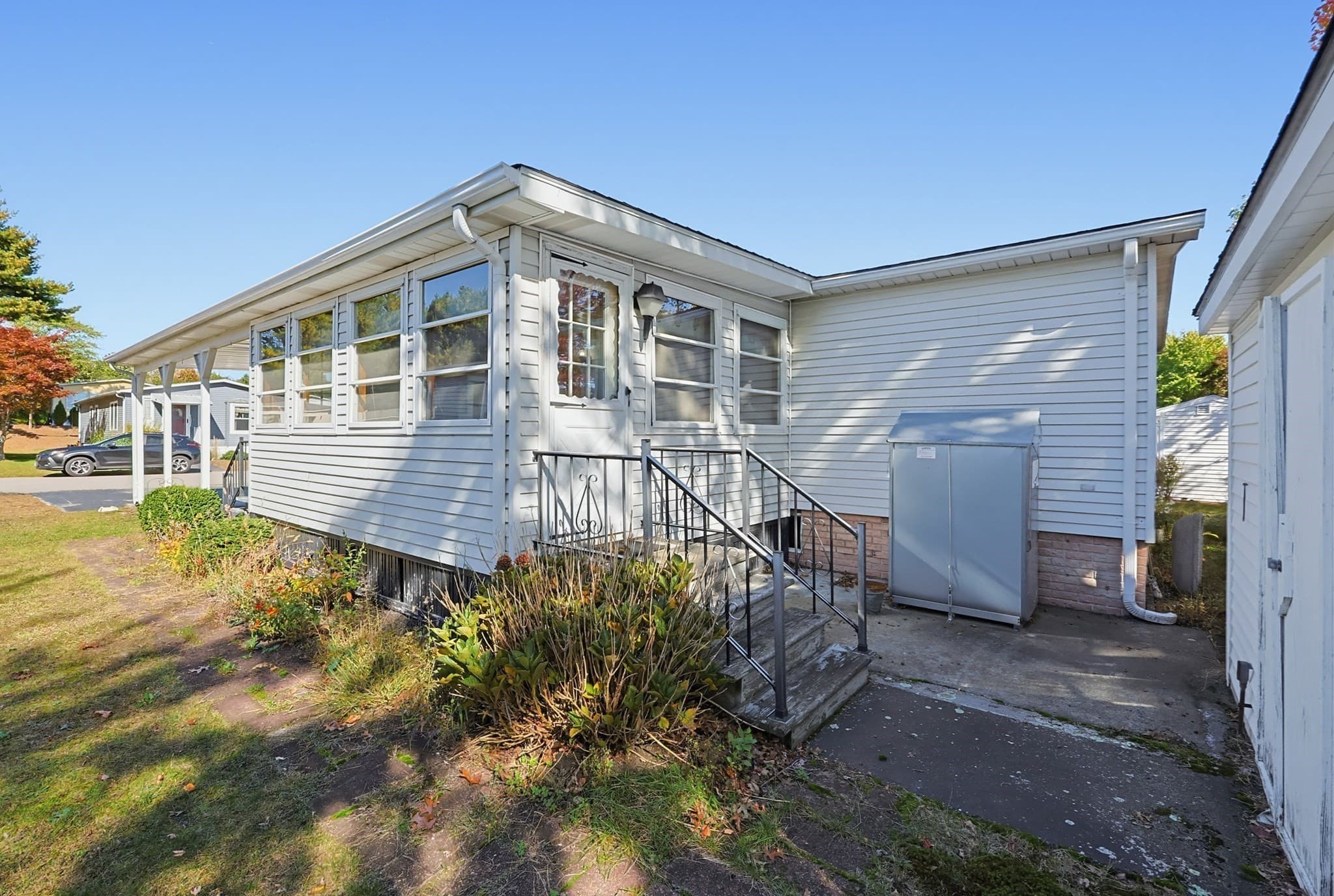 Mobile Home at 4 Forest Lane, Attleboro MA 02703, photo 36 of 41