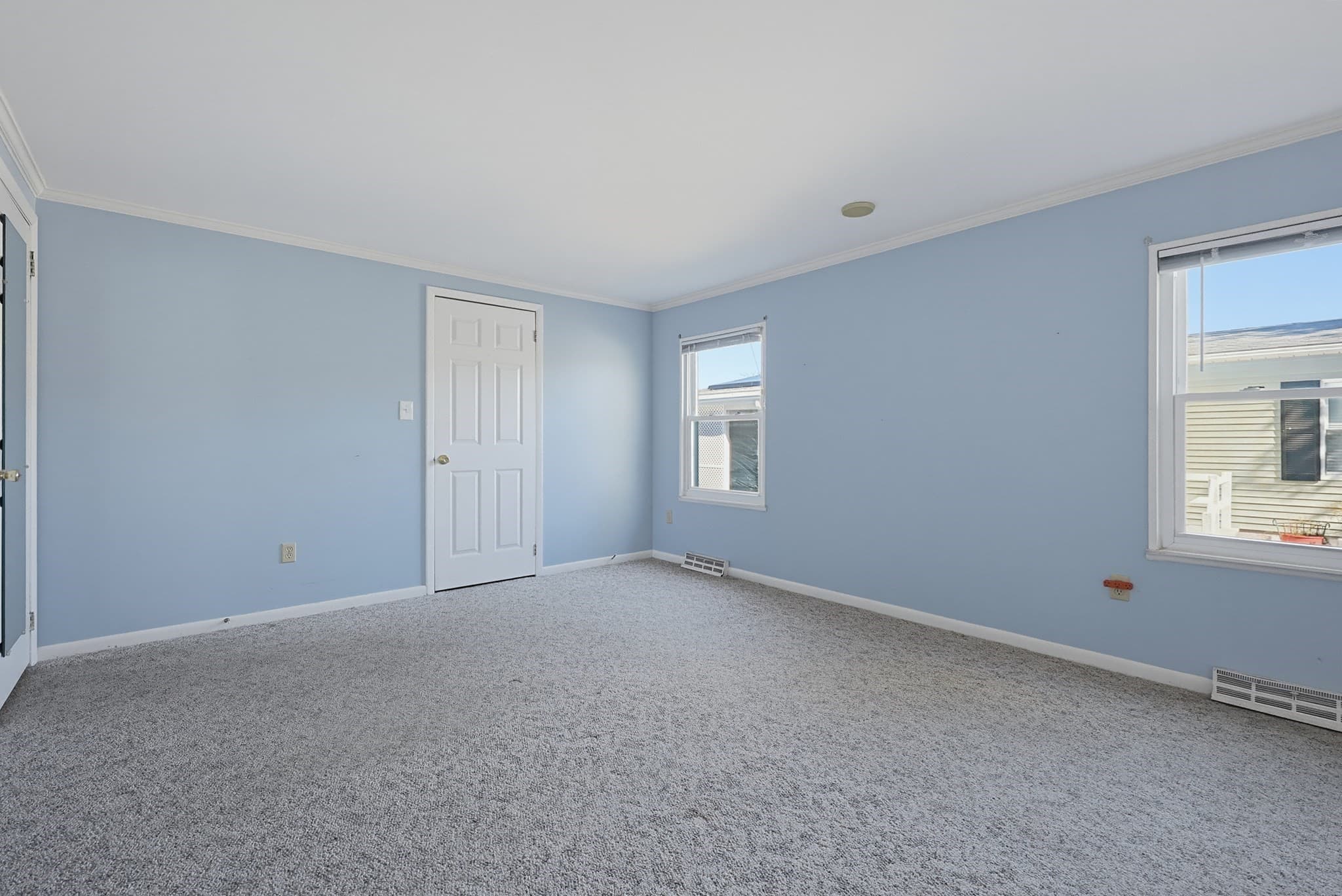 Mobile Home at 4 Forest Lane, Attleboro MA 02703, photo 28 of 41