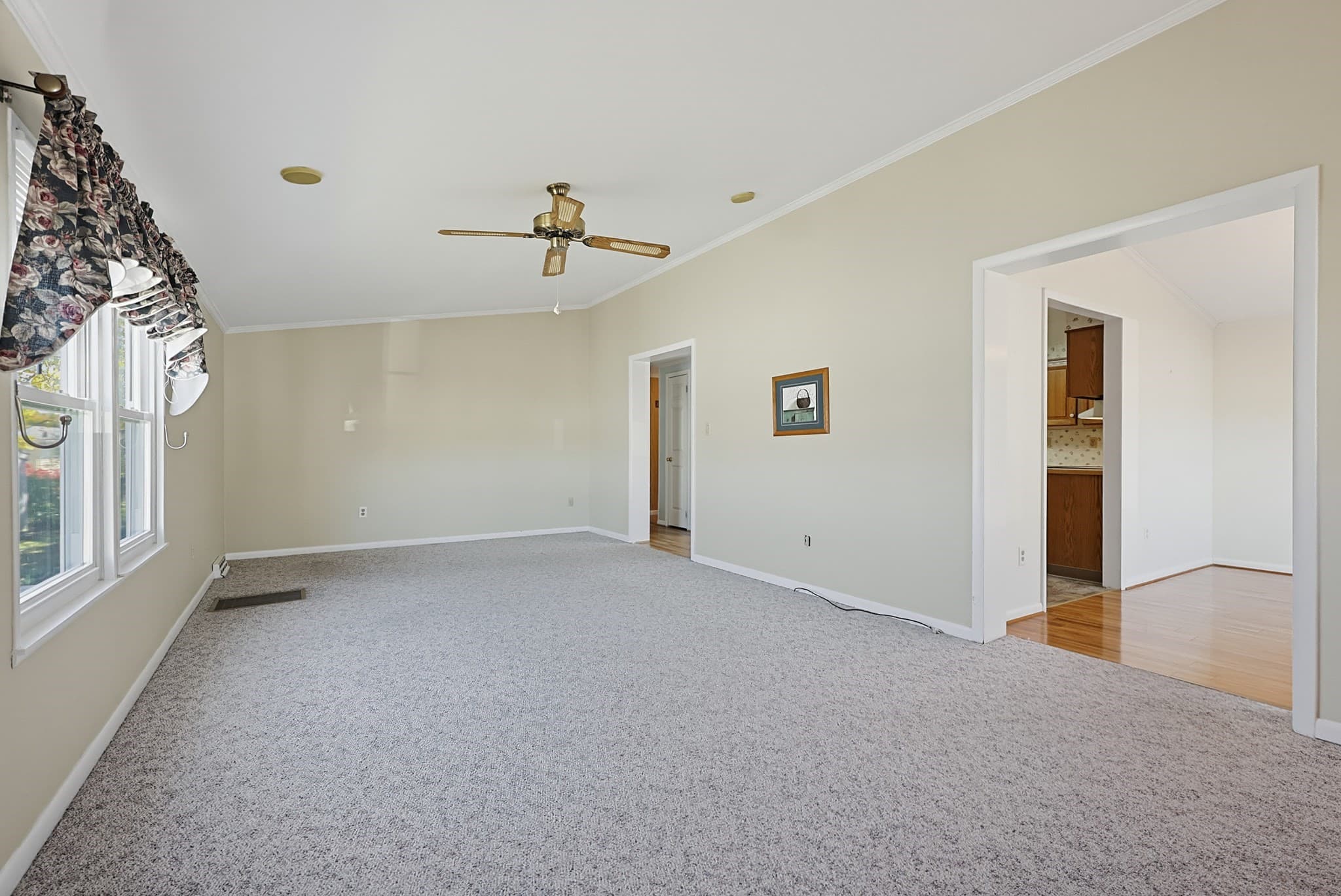 Mobile Home at 4 Forest Lane, Attleboro MA 02703, photo 5 of 41