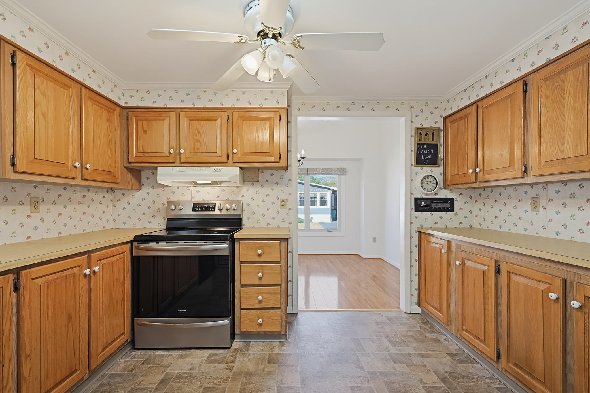 Mobile Home at 4 Forest Lane, Attleboro MA 02703, photo 14 of 41