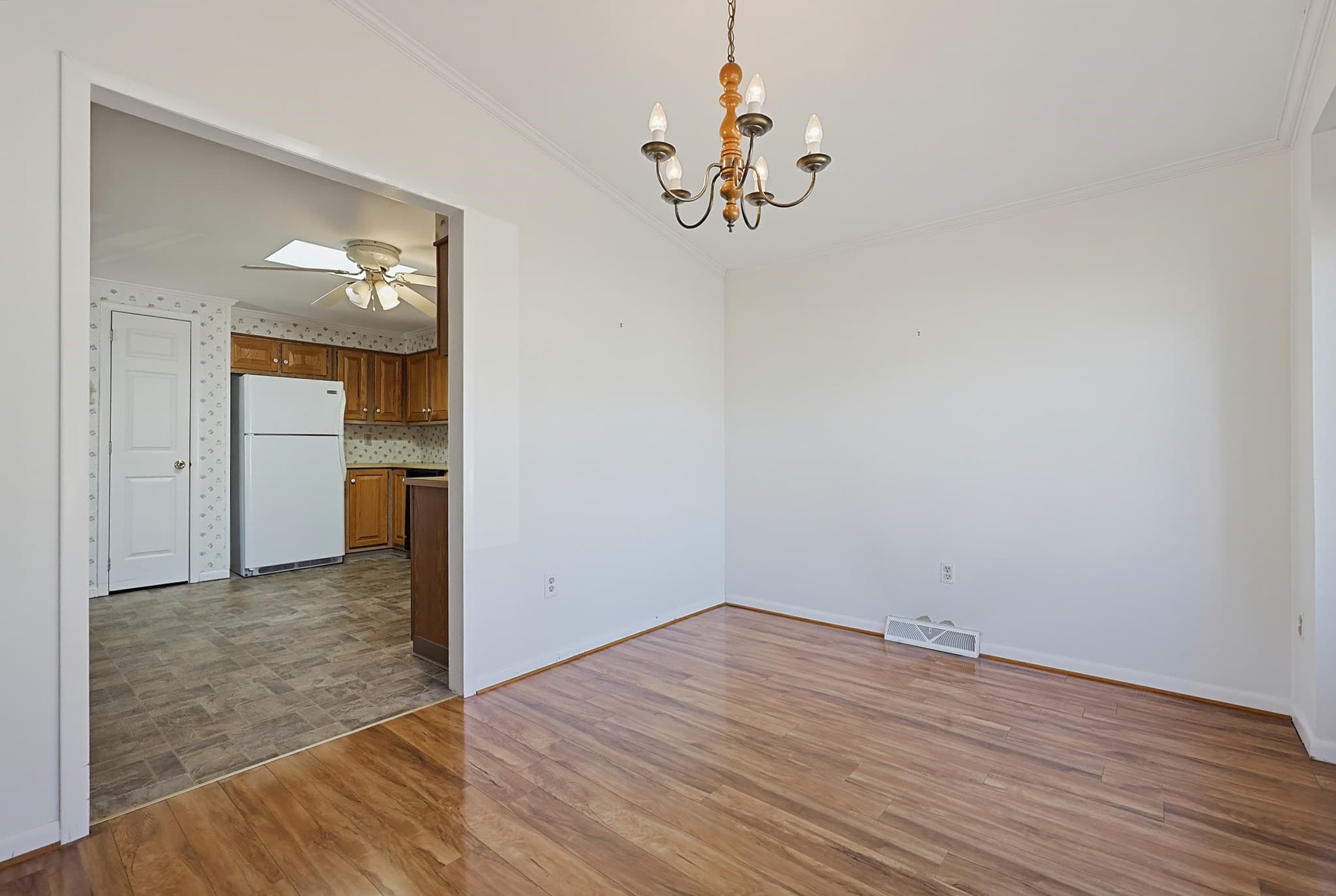 Mobile Home at 4 Forest Lane, Attleboro MA 02703, photo 11 of 41