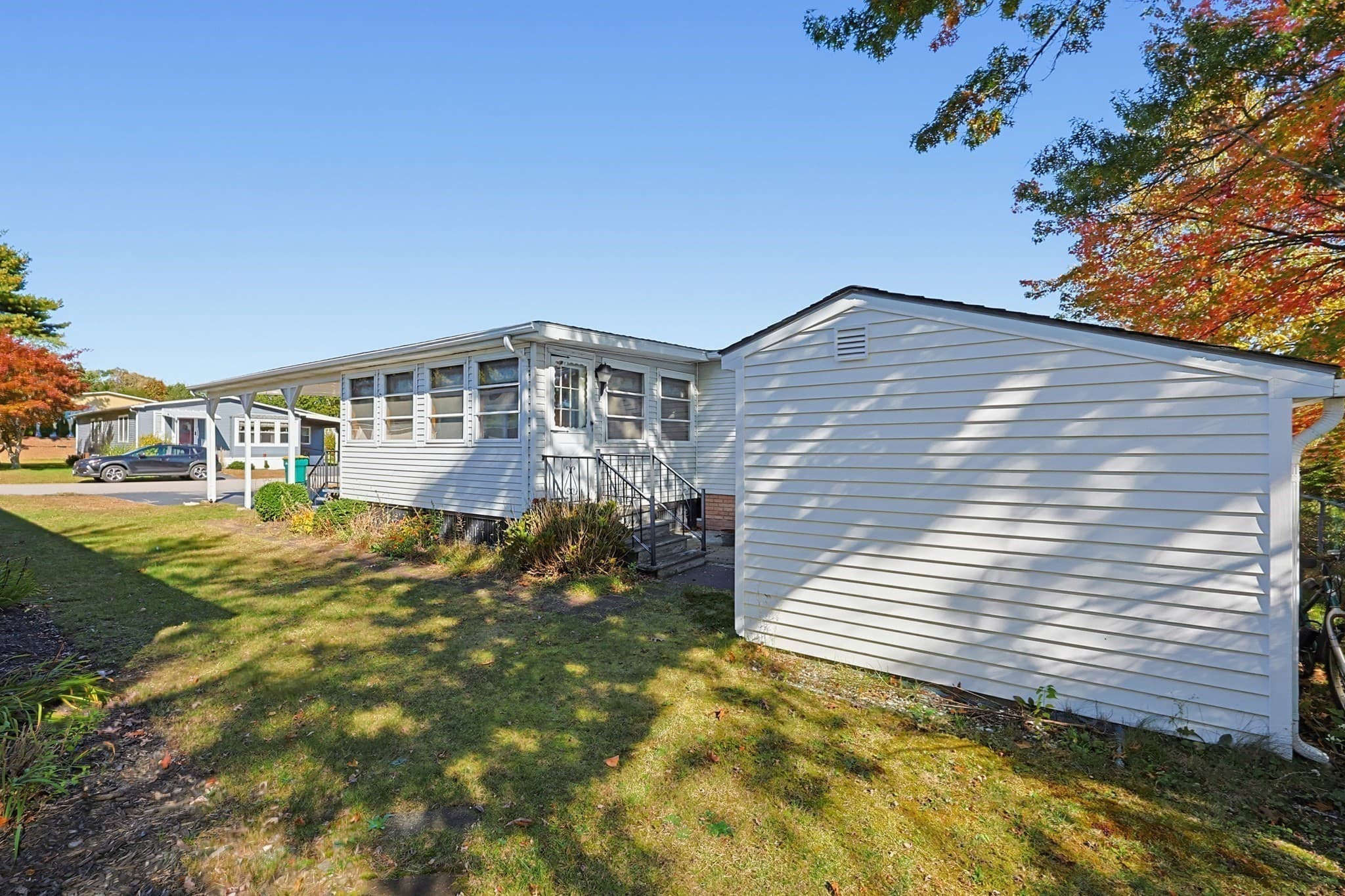 Mobile Home at 4 Forest Lane, Attleboro MA 02703, photo 39 of 41
