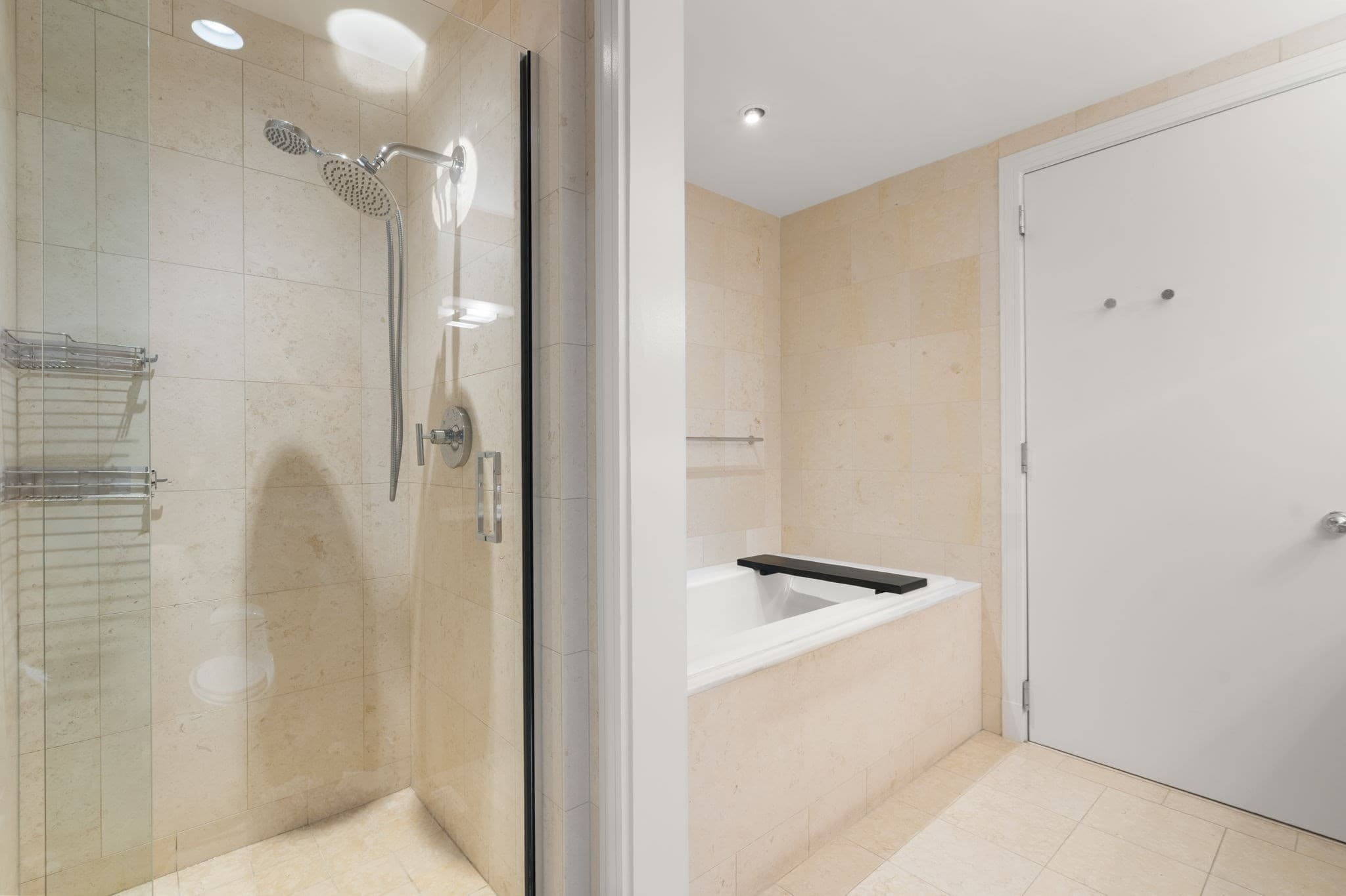 Condominium at 500 Atlantic Ave # 21M, Boston MA 02210, photo 13 of 24