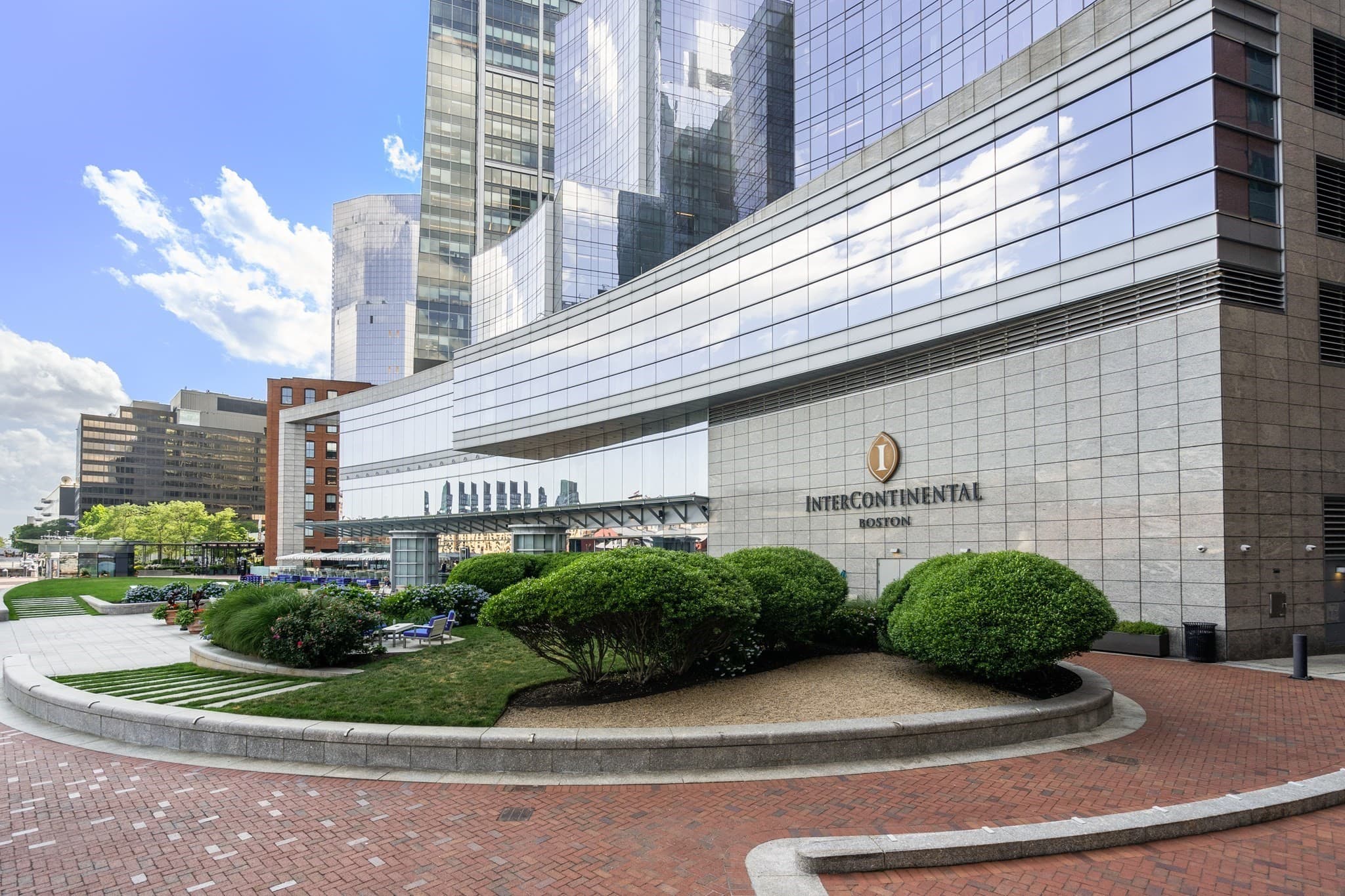 500 Atlantic Ave # 21M, Boston MA 02210