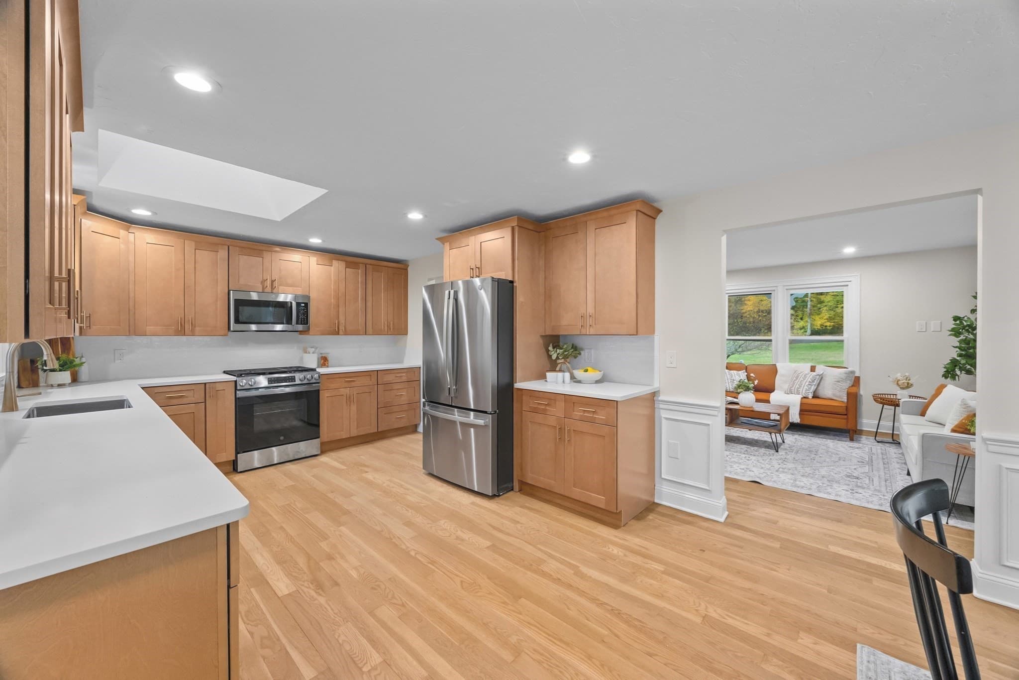 Single Family Residence at 50 Mccracken Rd, Millbury MA 01527, photo 11 of 41