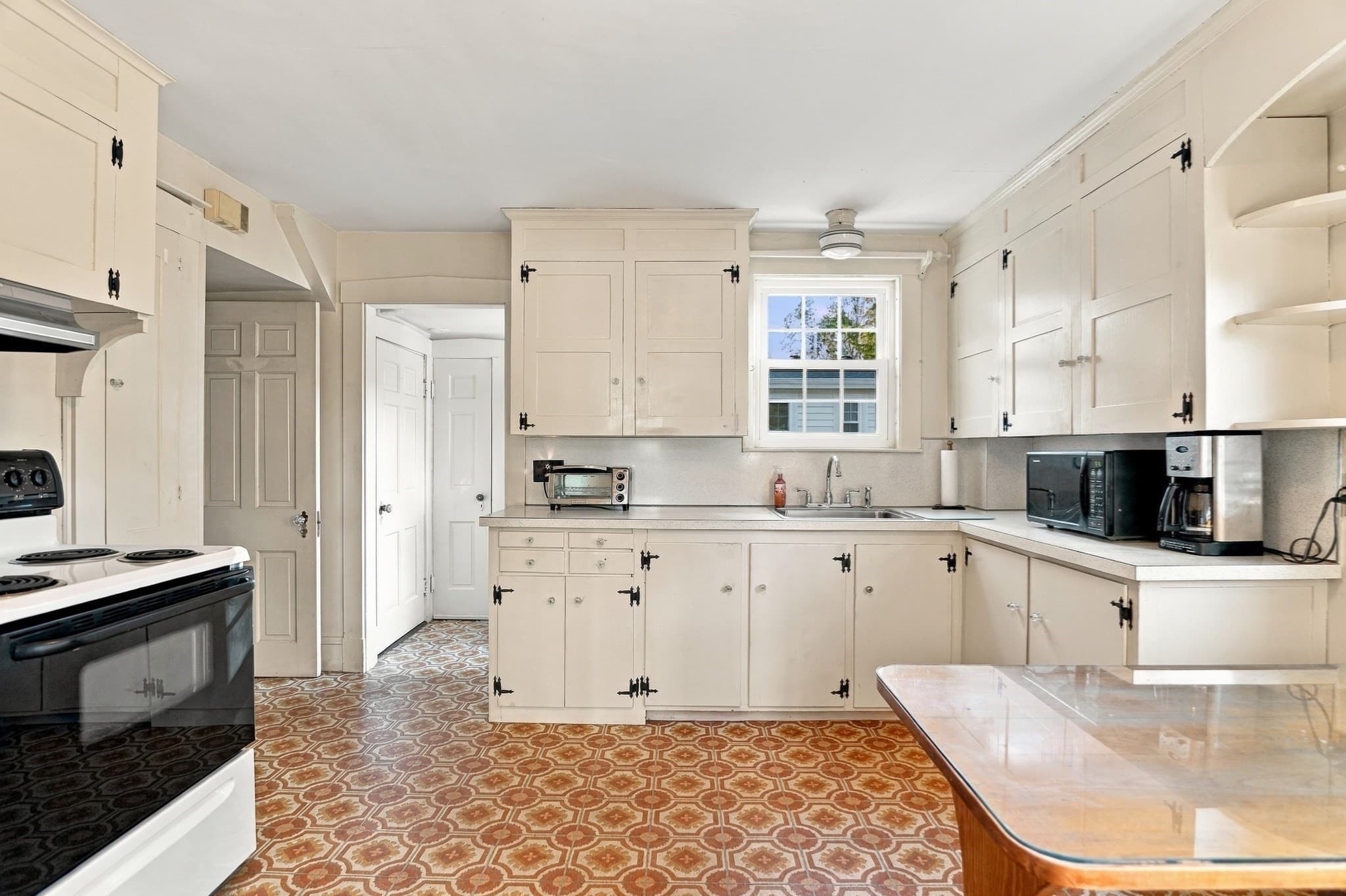 Single Family Residence at 43 Lovell Road, Melrose MA 02176, photo 10 of 42