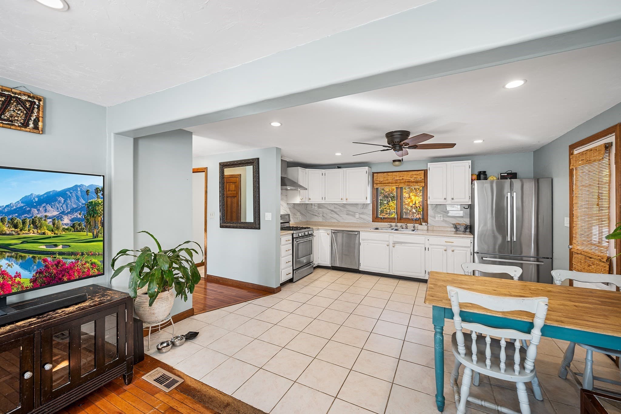 Single Family Residence at 30 Constance Dr, Lowell MA 01854, photo 4 of 42