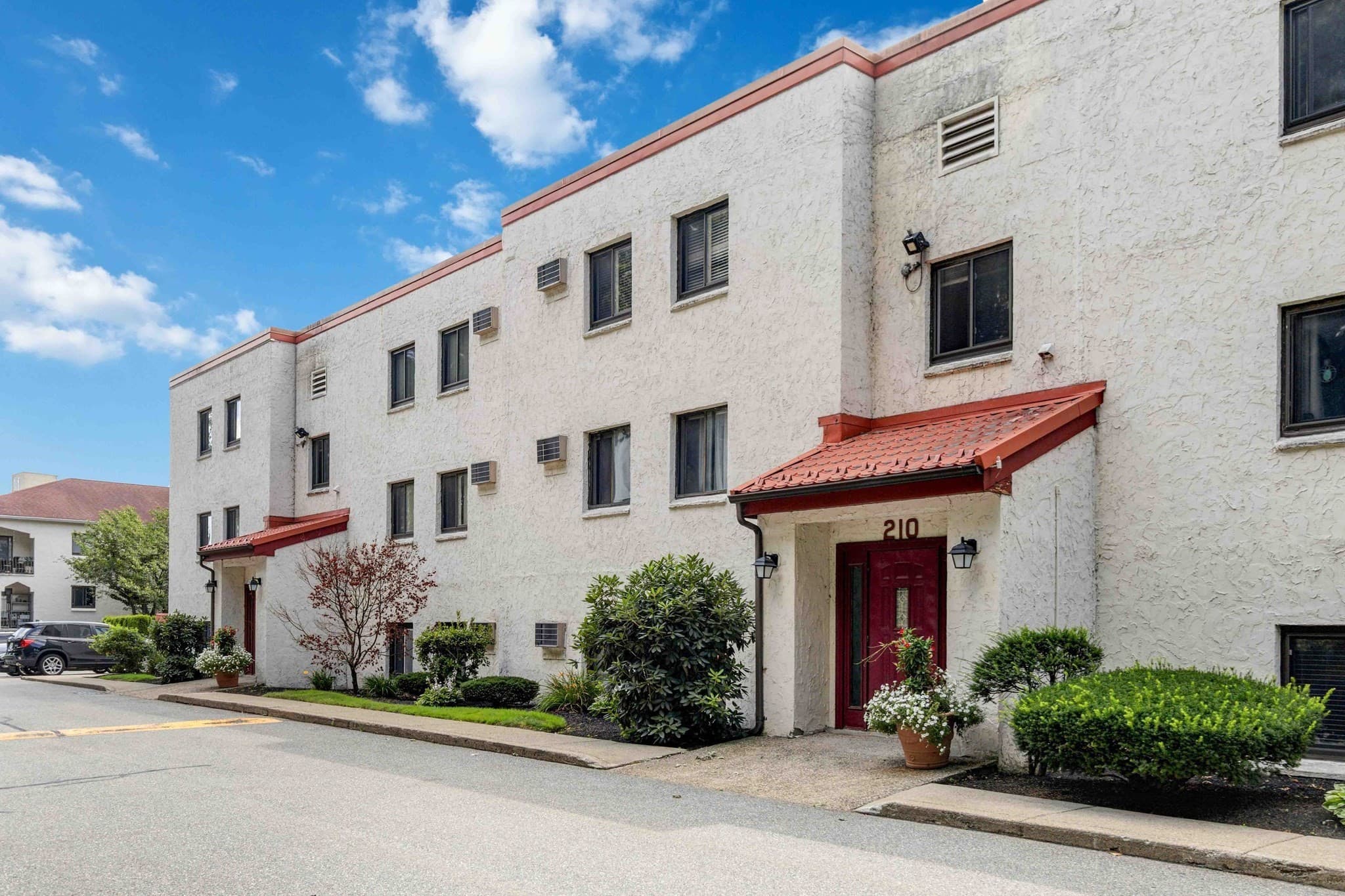 210 Fellsview Terrace # 214, Stoneham MA 02180