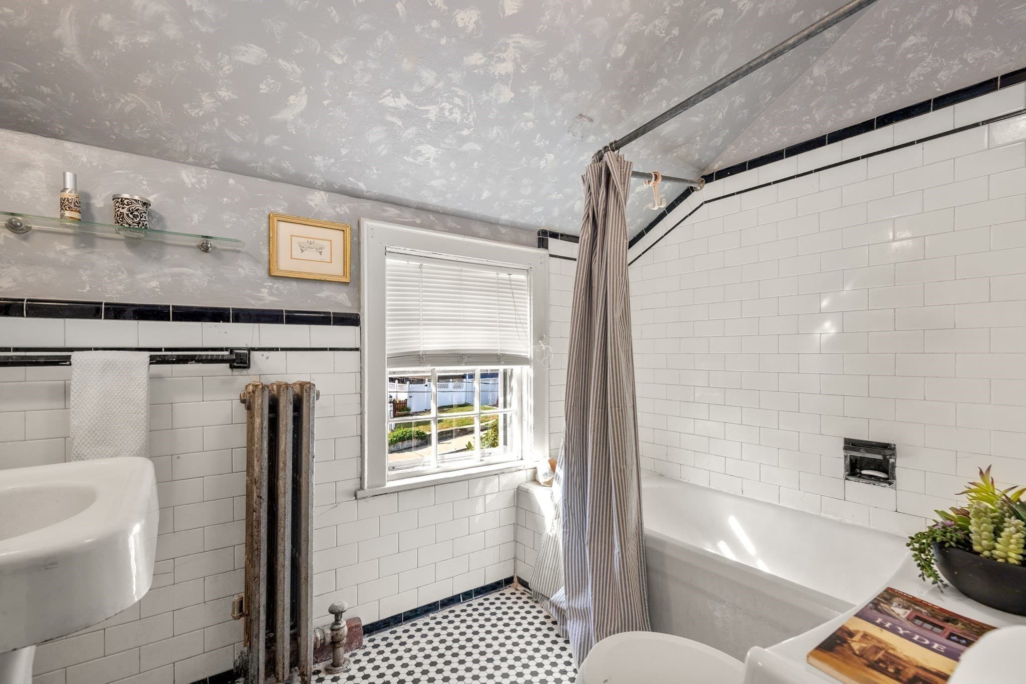 Single Family Residence at 19 Deforest St, Boston MA 02136, photo 15 of 42