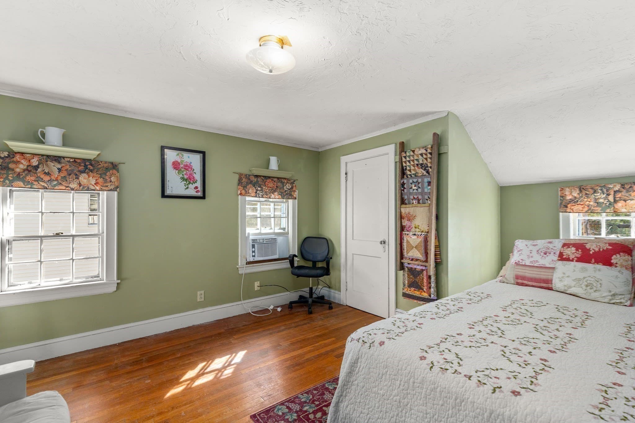 Single Family Residence at 19 Deforest St, Boston MA 02136, photo 21 of 42