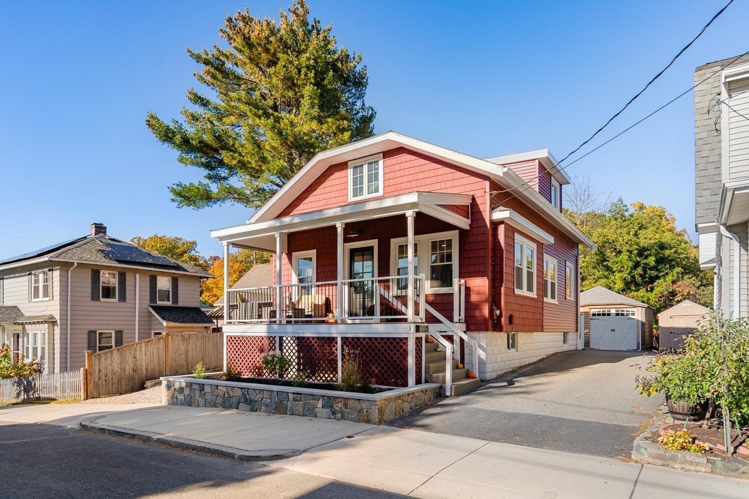 3 Lilly St, Malden MA 02148