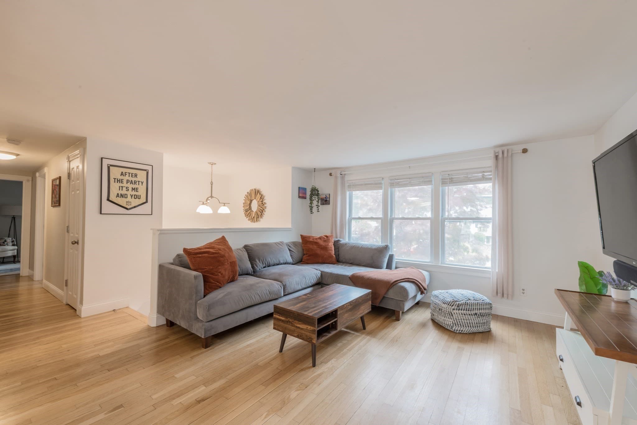 Single Family Residence at 14 Justine Rd, Plymouth MA 02360, photo 3 of 36
