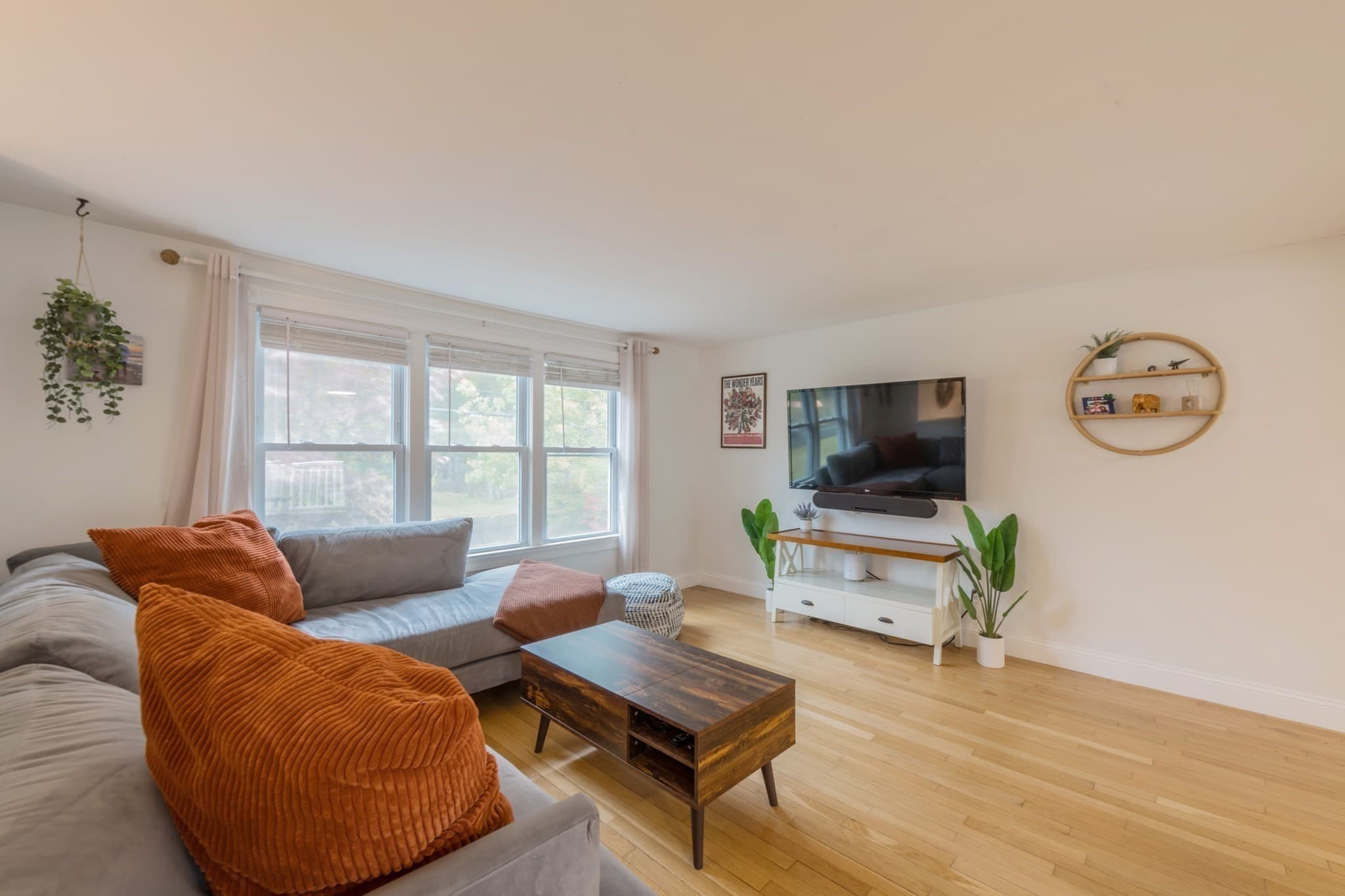Single Family Residence at 14 Justine Rd, Plymouth MA 02360, photo 4 of 36