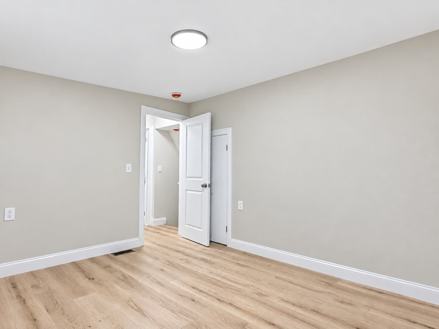 Single Family Residence at 43 Birch Street, Saugus MA 01906, photo 15 of 16