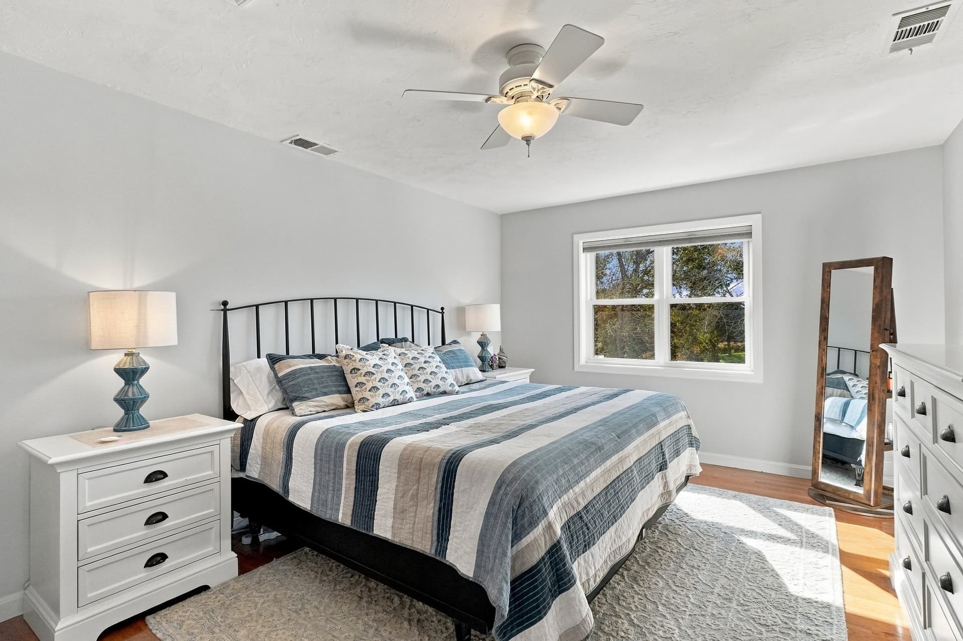 Condominium at 32 Southcliff Drive # 32, Plymouth MA 02360, photo 21 of 40