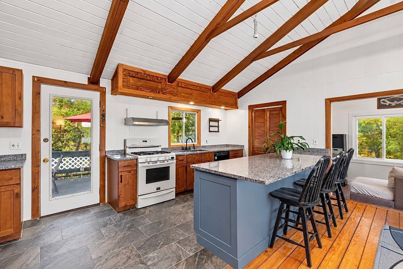 Single Family Residence at 78 Cliff Drive, Freetown MA 02702, photo 17 of 34