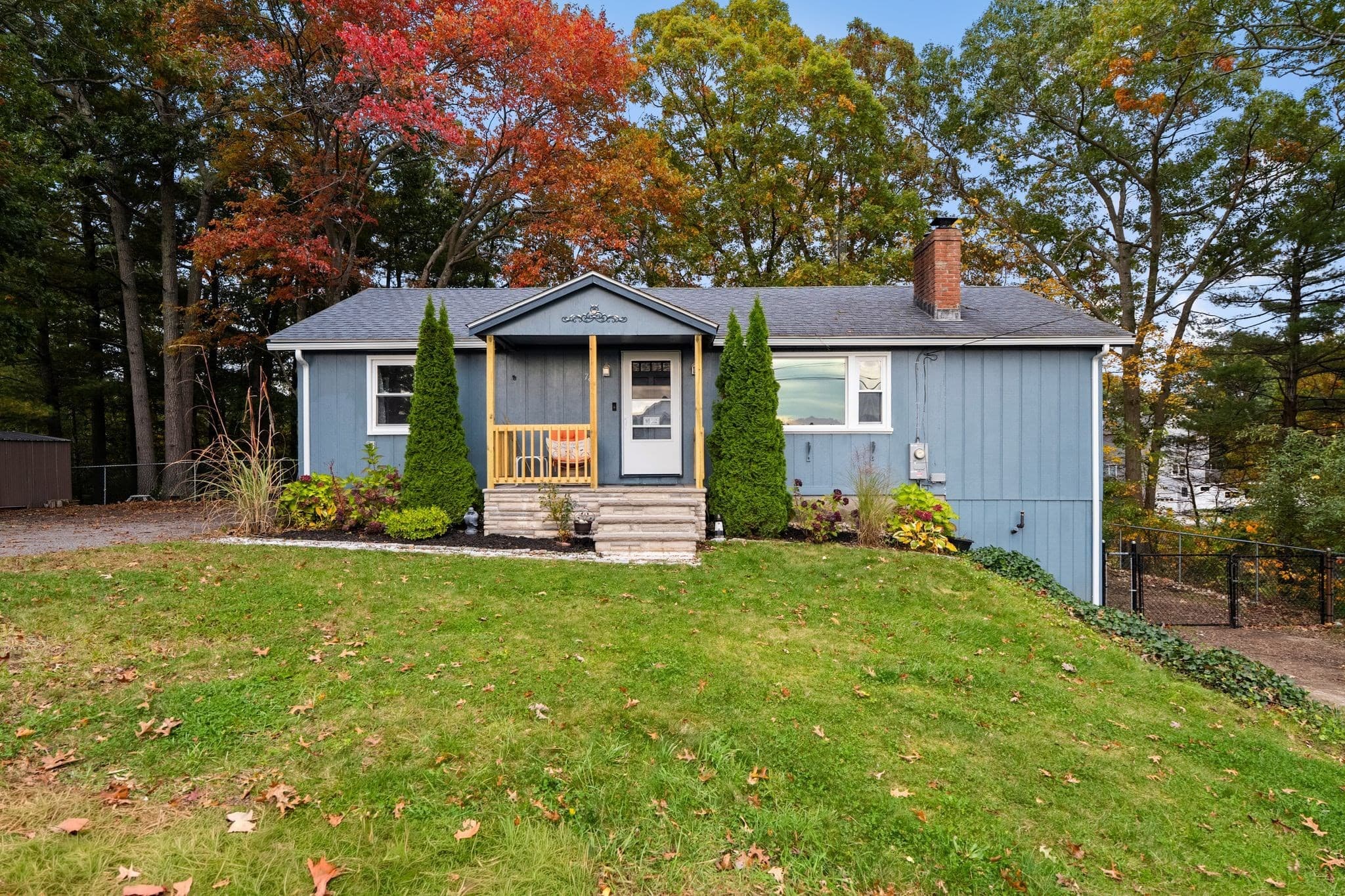 78 Cliff Drive, Freetown MA 02702