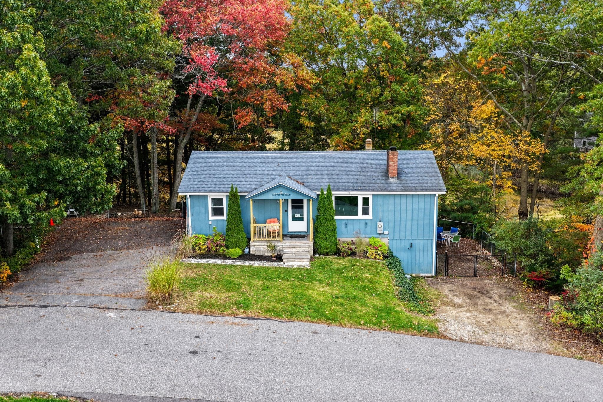 Single Family Residence at 78 Cliff Drive, Freetown MA 02702, photo 5 of 34
