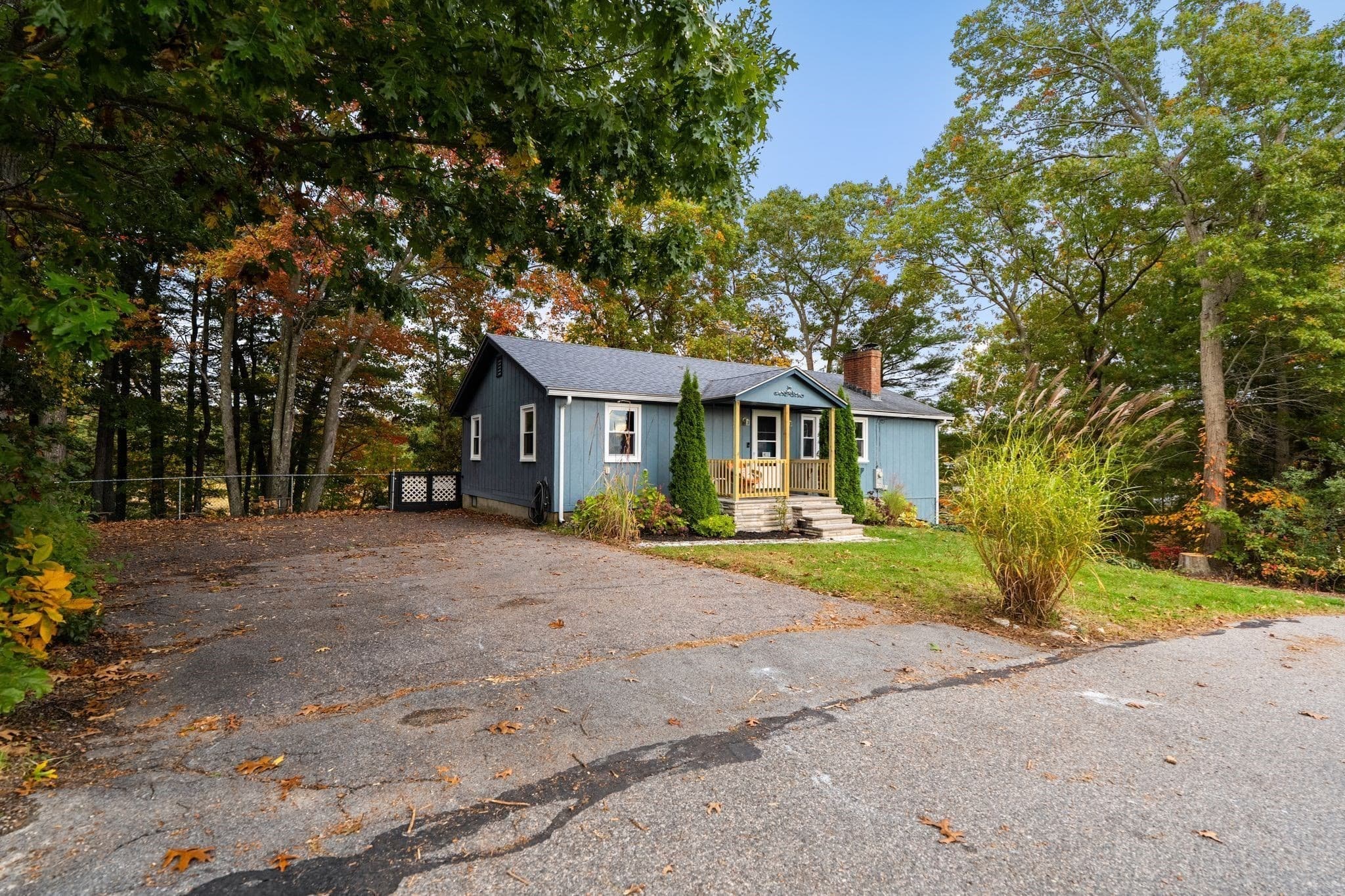 Single Family Residence at 78 Cliff Drive, Freetown MA 02702, photo 4 of 34