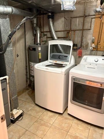 Condominium at 79 Farrwood Dr # 79, Haverhill MA 01835, photo 17 of 34