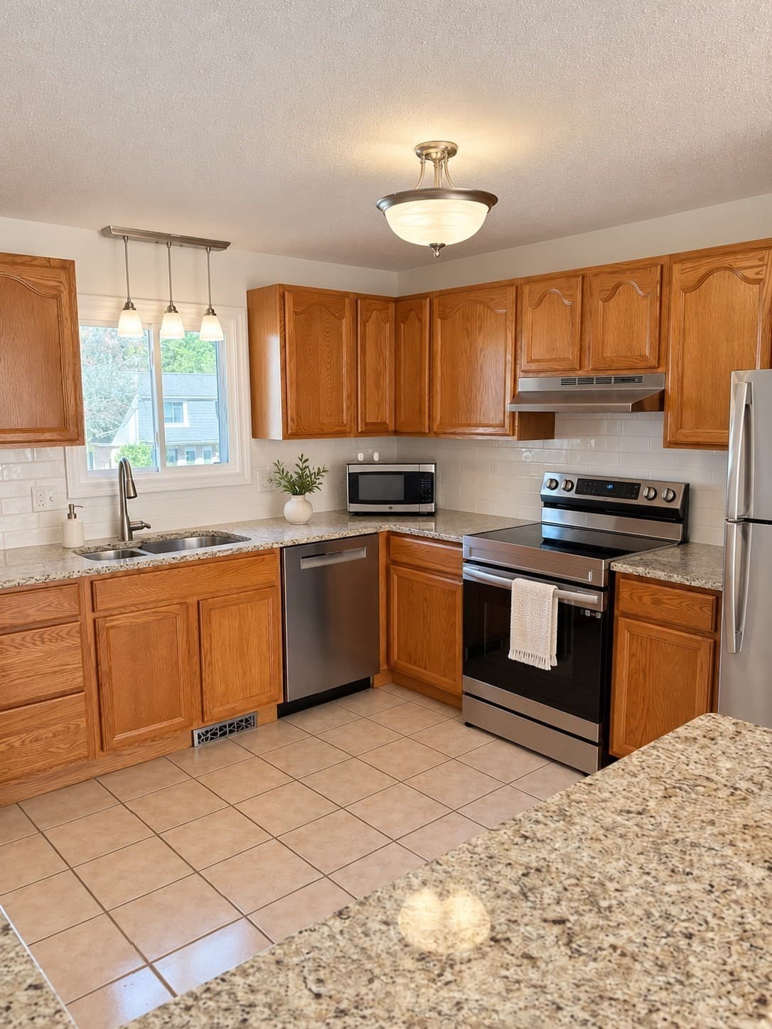 Condominium at 79 Farrwood Dr # 79, Haverhill MA 01835, photo 4 of 34