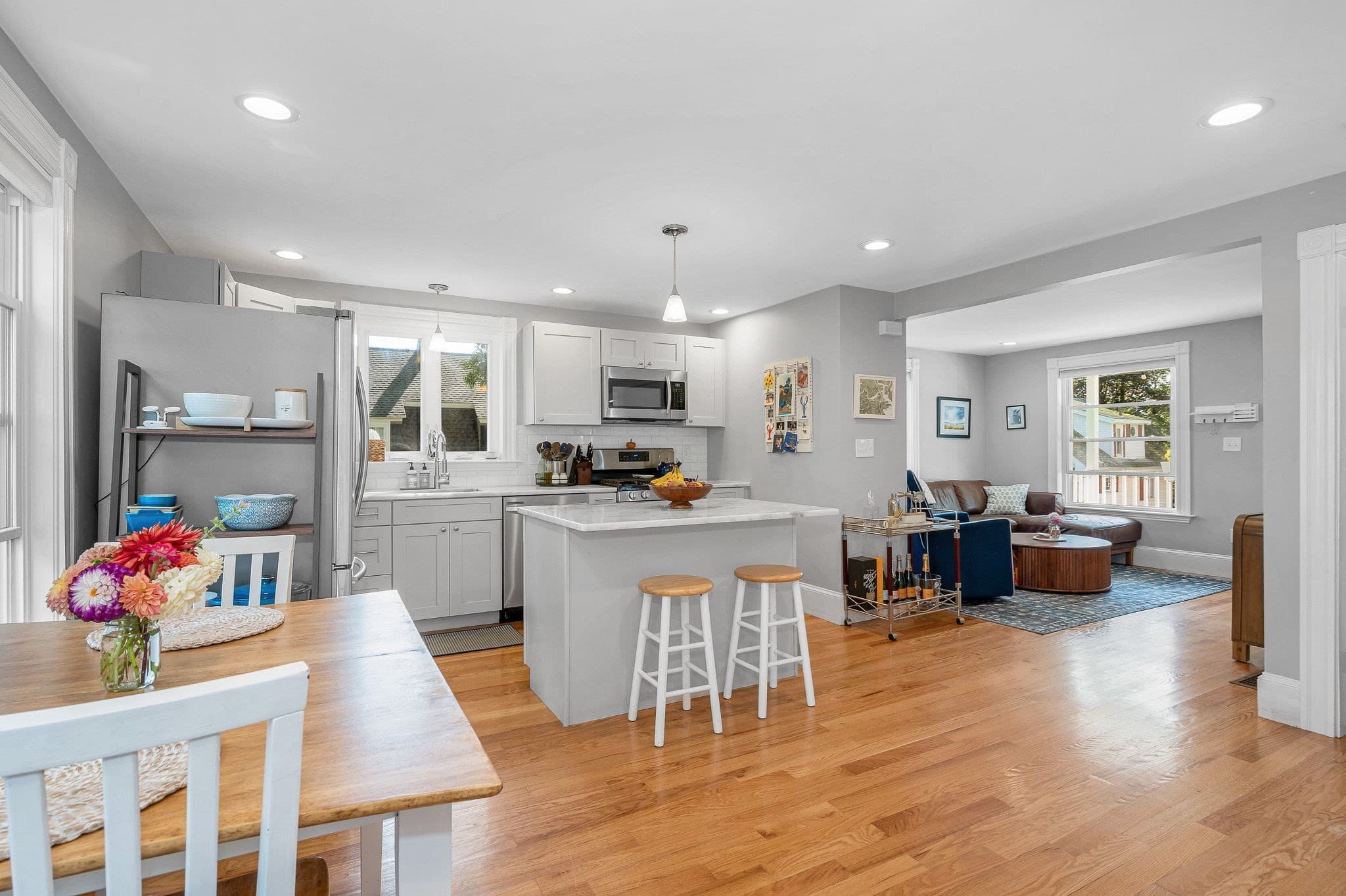 Single Family Residence at 19 Eastern Ave, Beverly MA 01915, photo 12 of 33