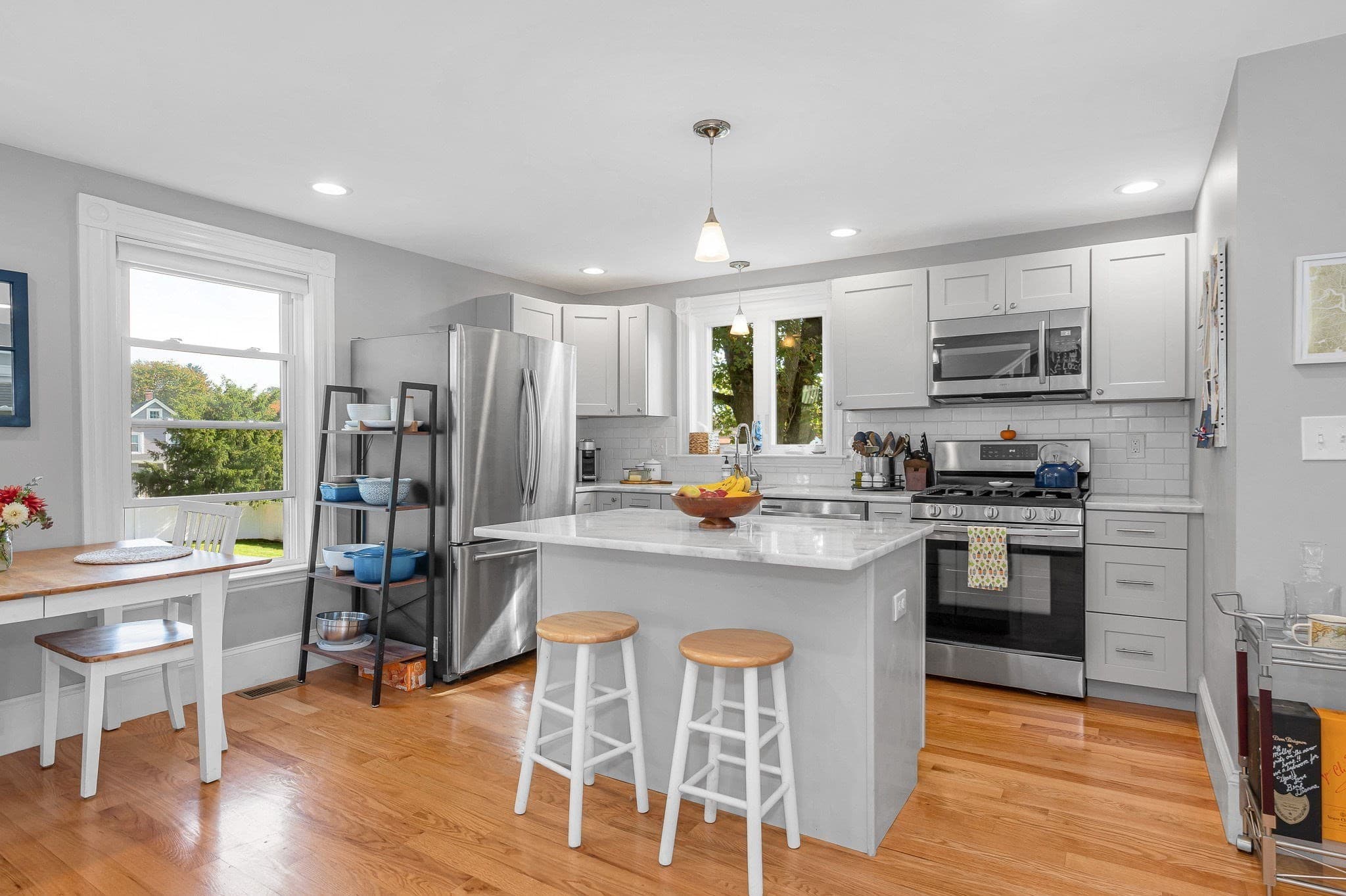 Single Family Residence at 19 Eastern Ave, Beverly MA 01915, photo 7 of 33