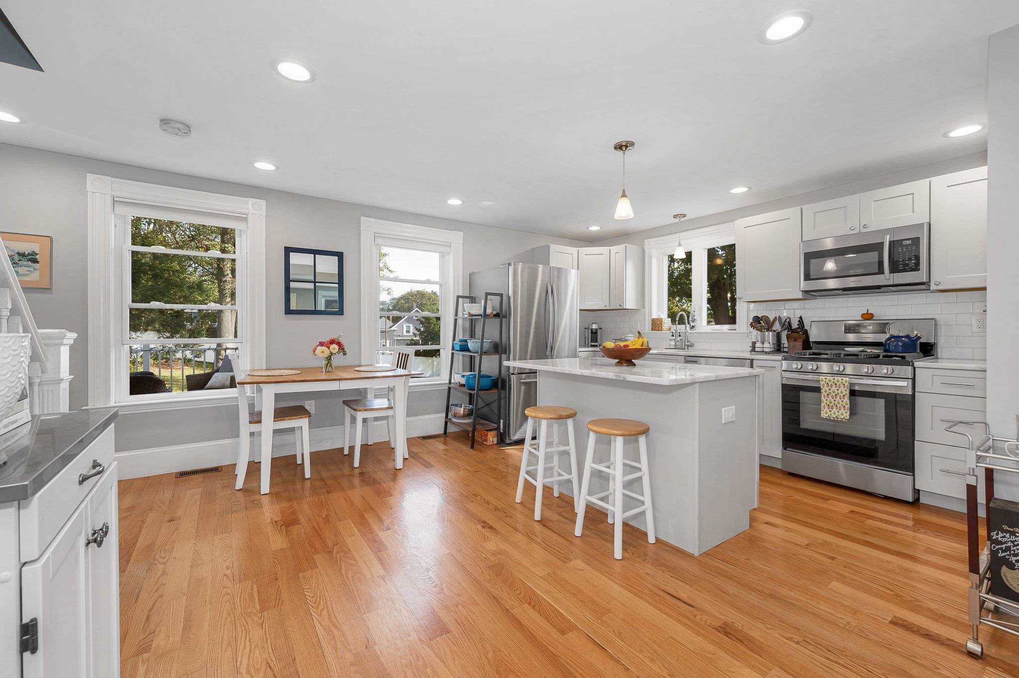 Single Family Residence at 19 Eastern Ave, Beverly MA 01915, photo 8 of 33