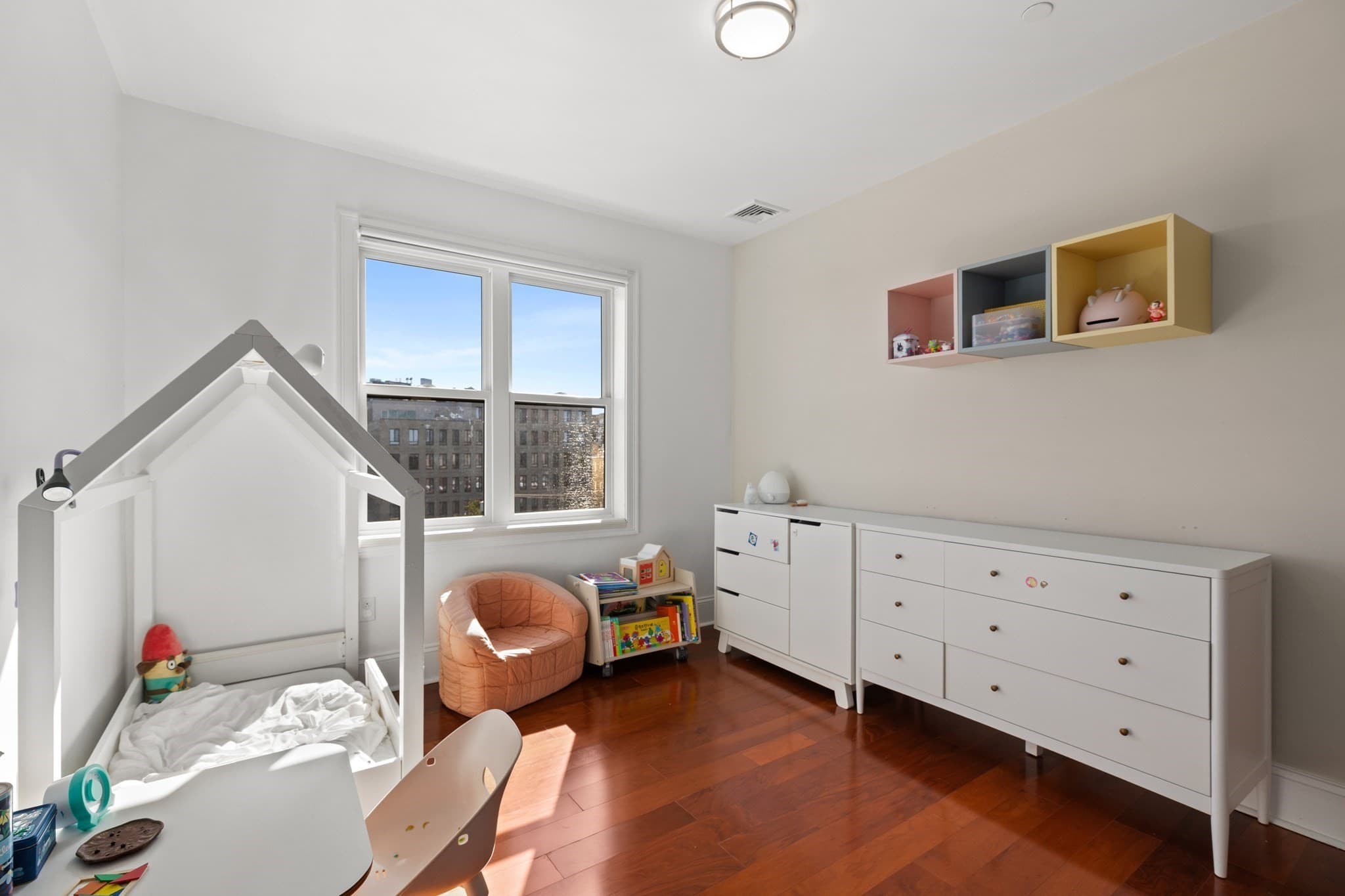 Condominium at 32 Gilson Rd # 16, Quincy MA 02169, photo 10 of 17