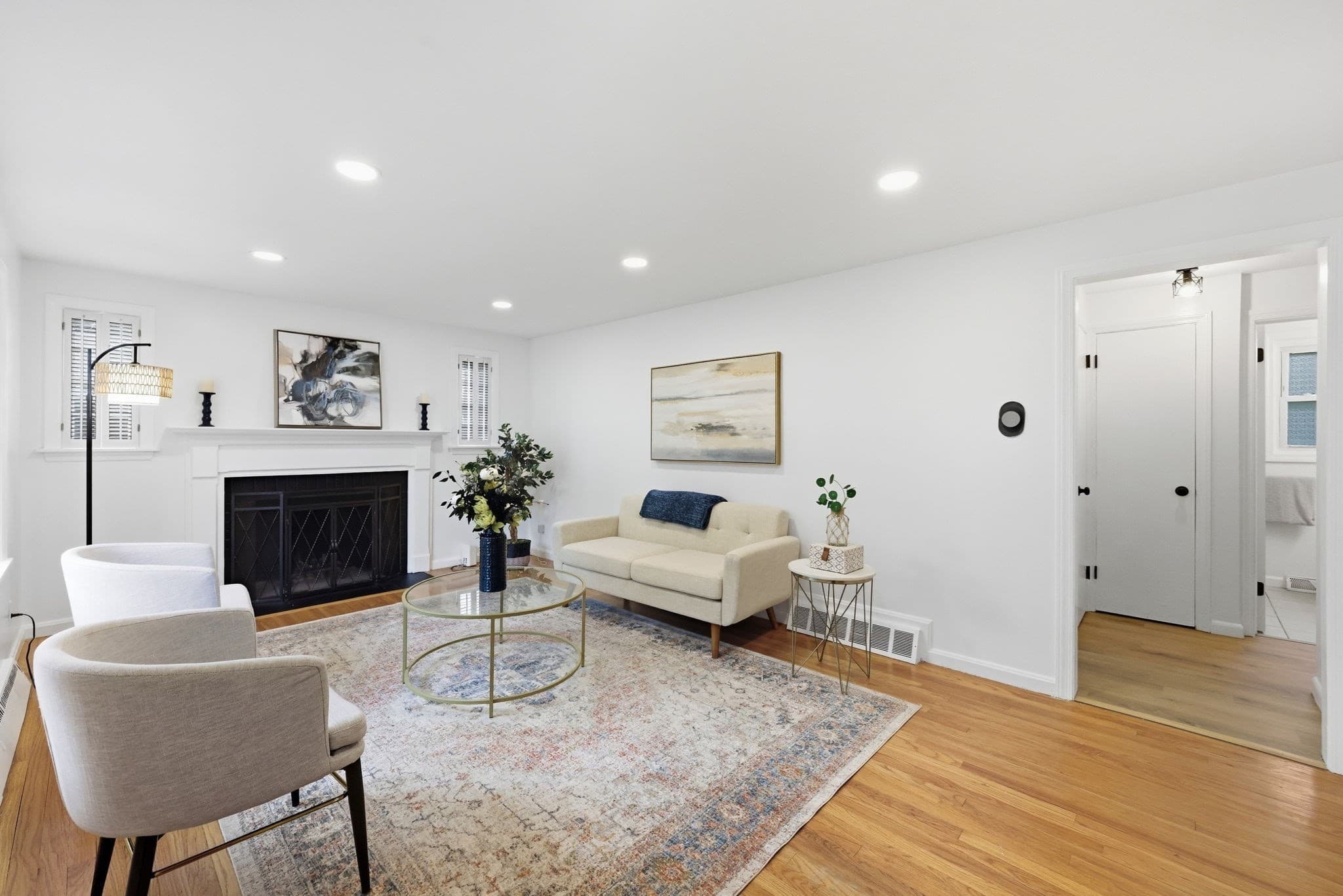 Single Family Residence at 48 E Allen Ridge Rd, Springfield MA 01118, photo 12 of 41