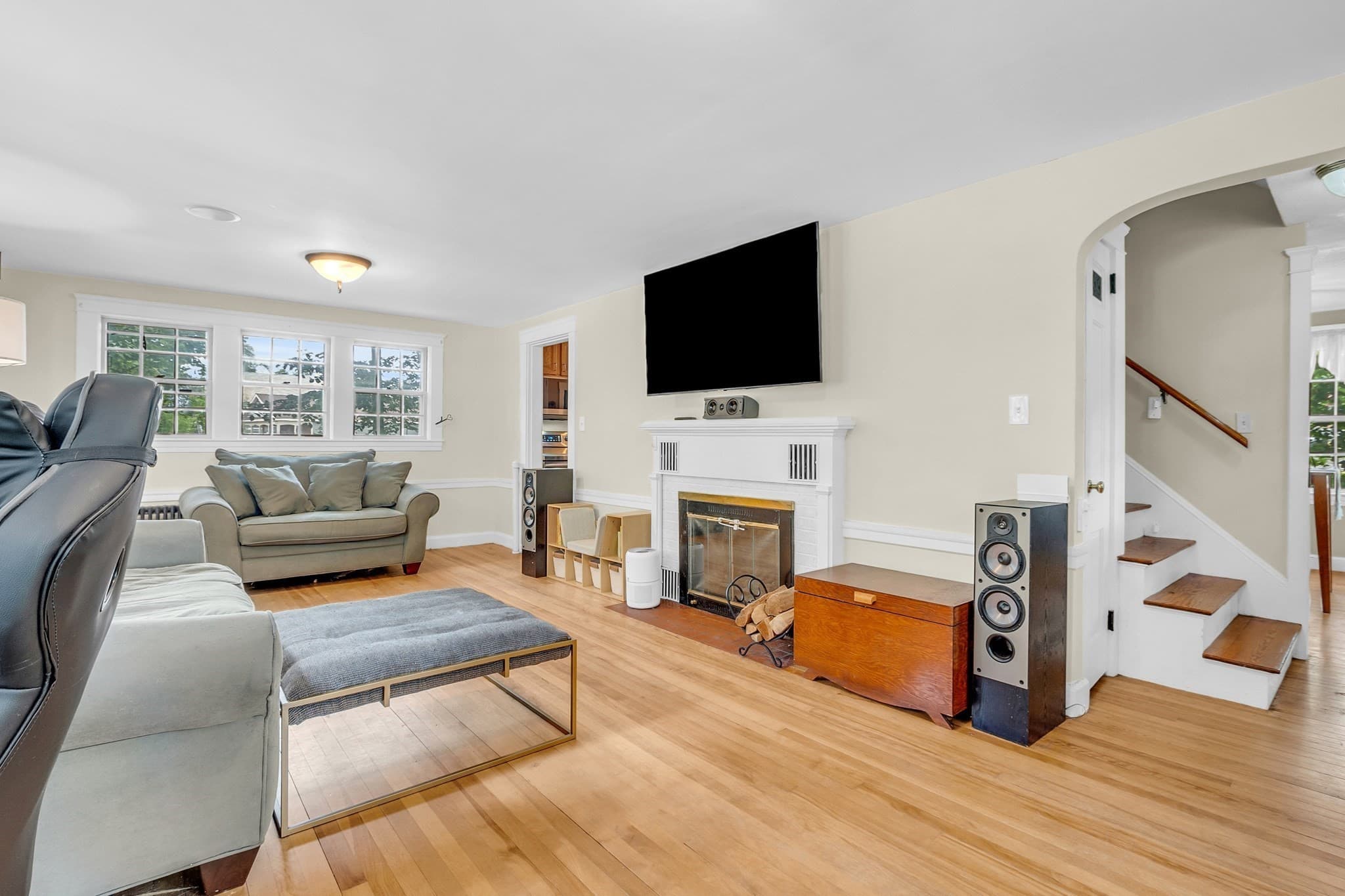 Single Family Residence at 20 Pleasant St, Lunenburg MA 01462, photo 13 of 26