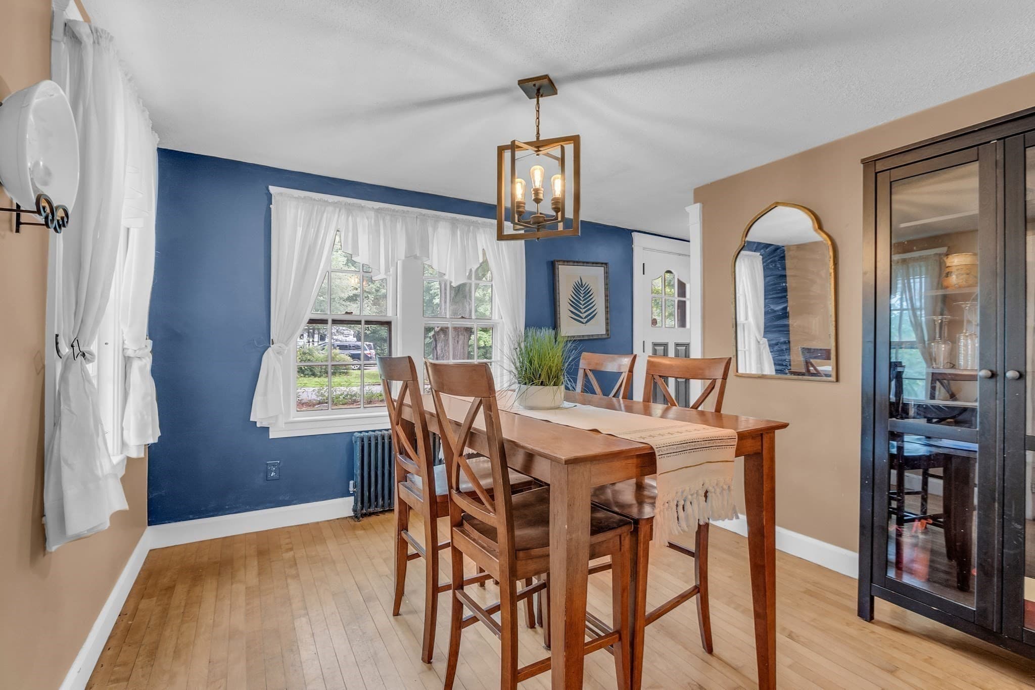 Single Family Residence at 20 Pleasant St, Lunenburg MA 01462, photo 16 of 26