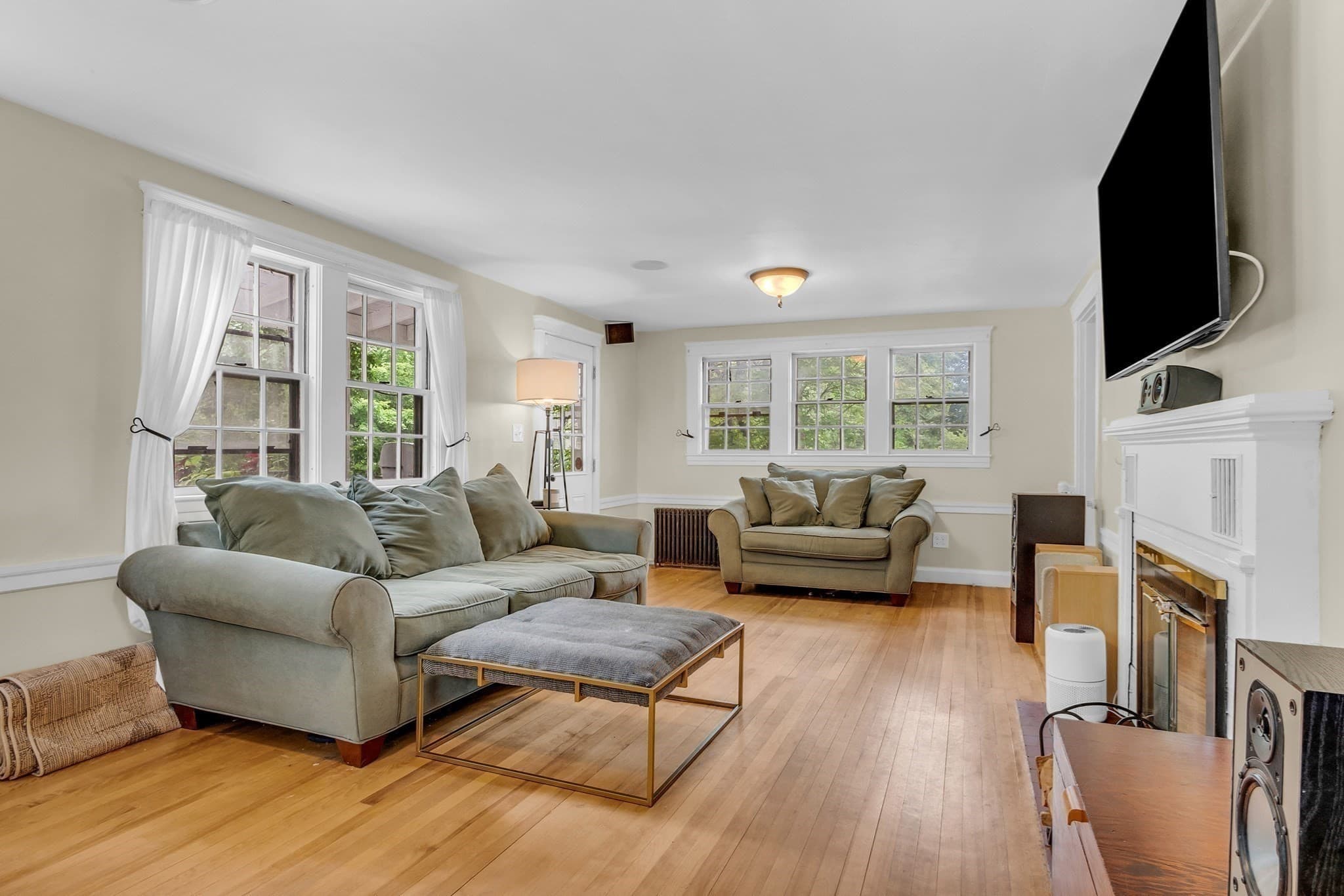 Single Family Residence at 20 Pleasant St, Lunenburg MA 01462, photo 12 of 26