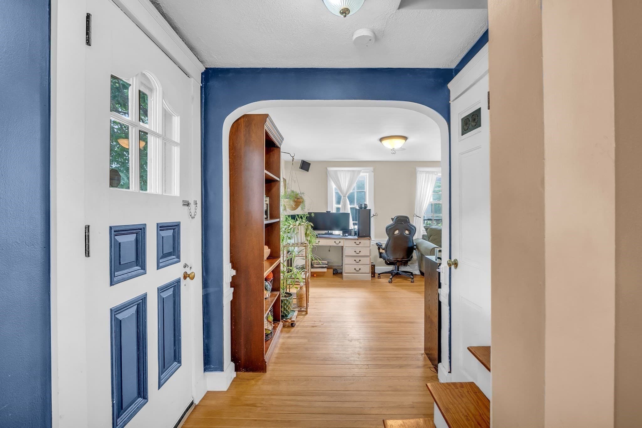 Single Family Residence at 20 Pleasant St, Lunenburg MA 01462, photo 14 of 26