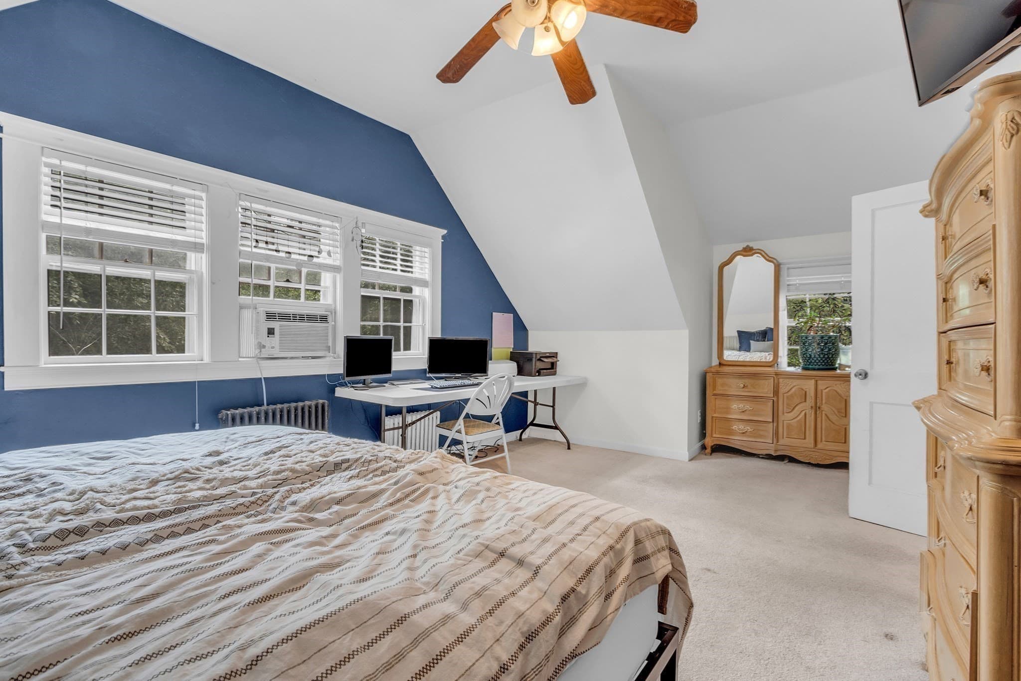 Single Family Residence at 20 Pleasant St, Lunenburg MA 01462, photo 21 of 26