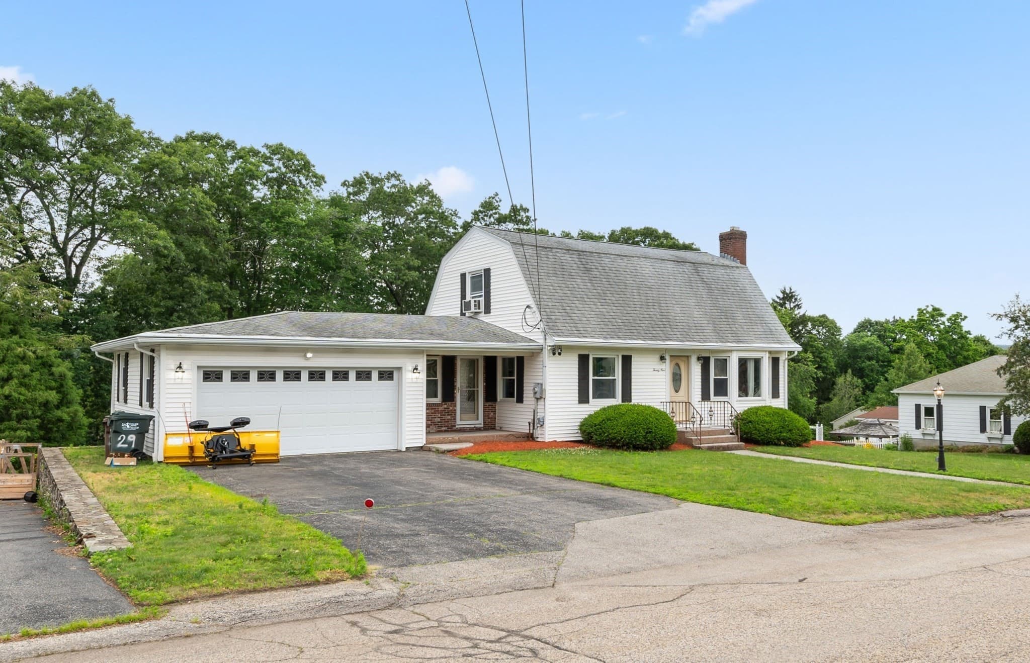 Single Family Residence at 29 Carroll St, Auburn MA 01501, photo 5 of 21
