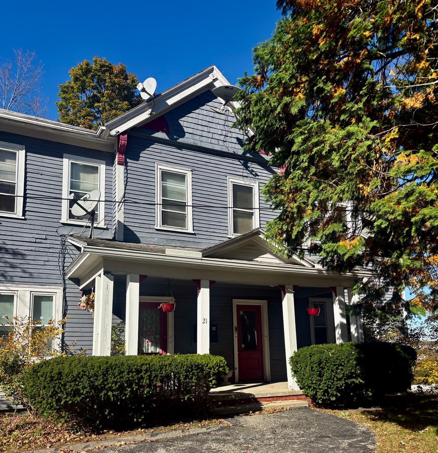 21 Bellevue St # 3, Lawrence MA 01841