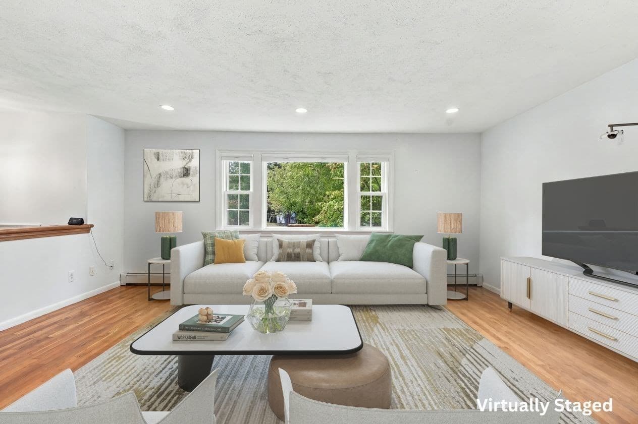 Single Family Residence at 105 Dodd Drive, Holliston MA 01746, photo 7 of 39
