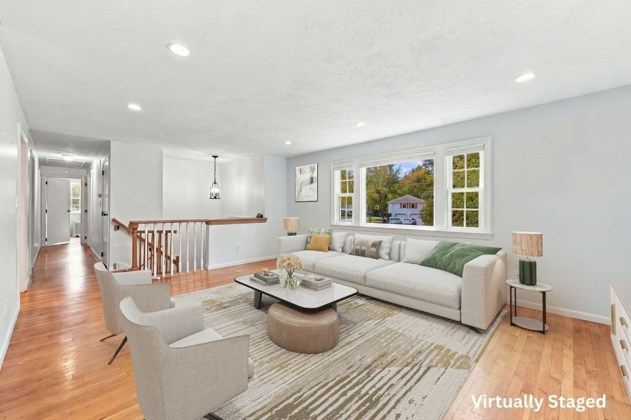 Single Family Residence at 105 Dodd Drive, Holliston MA 01746, photo 5 of 39