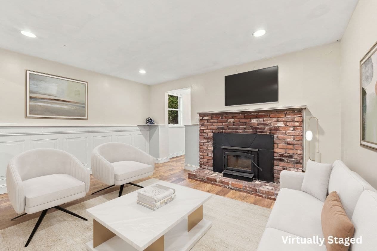 Single Family Residence at 105 Dodd Drive, Holliston MA 01746, photo 25 of 39