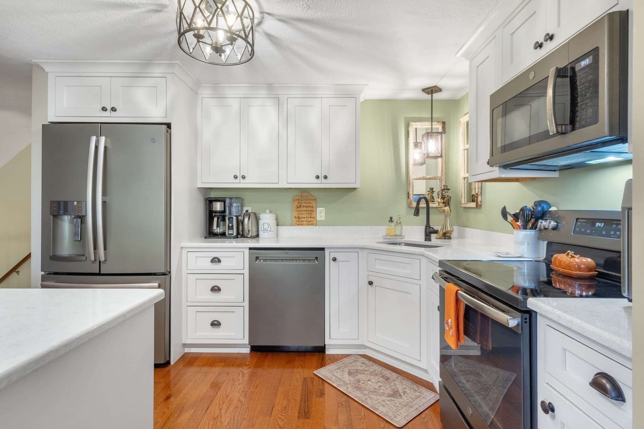 Condominium at 36 Casablanca Ct # 36, Haverhill MA 01832, photo 6 of 26