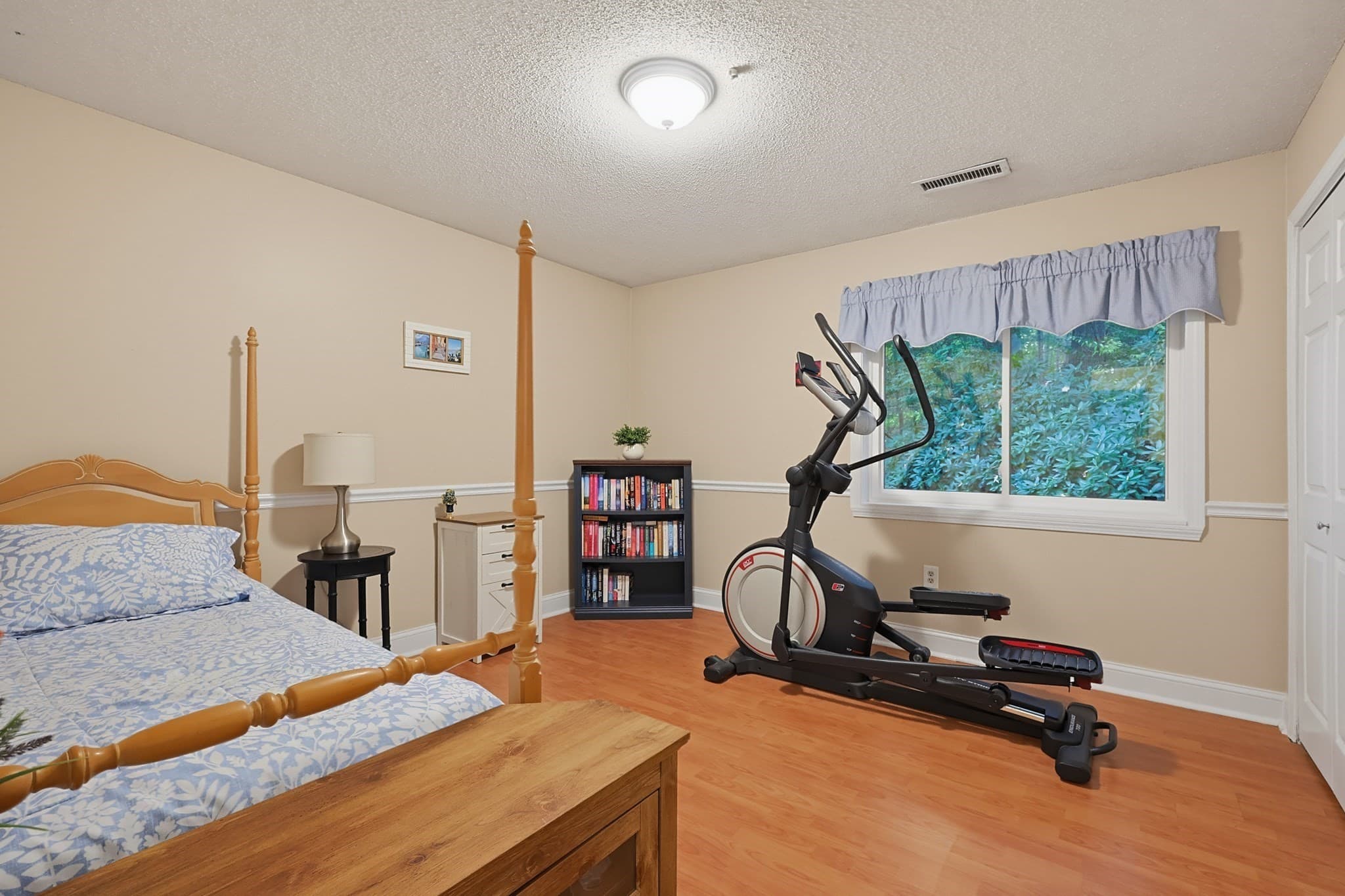 Condominium at 39 Highwood Dr # 39, Franklin MA 02038, photo 28 of 40