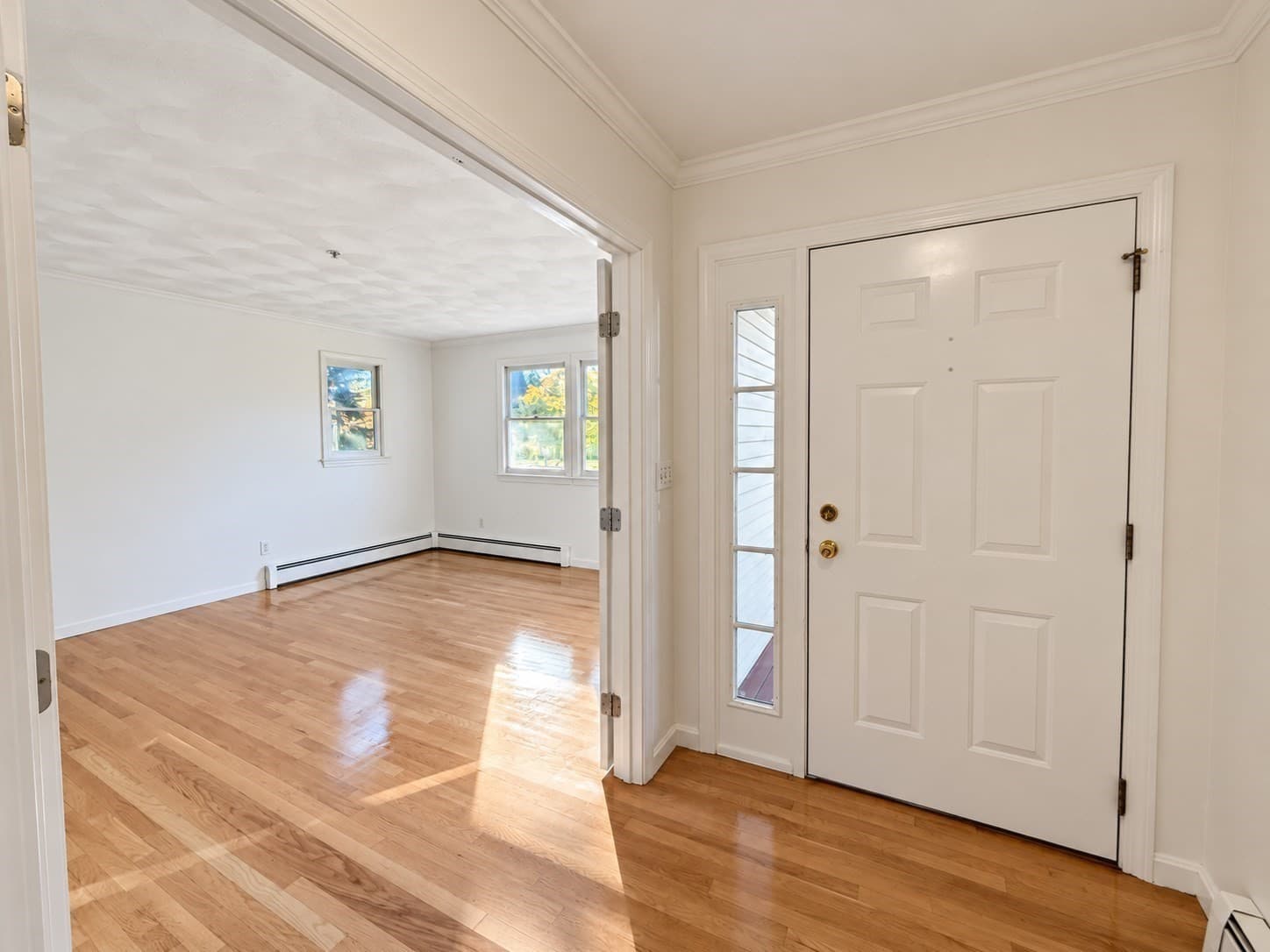 Single Family Residence at 39 Elm Ridge Rd, Stow MA 01775, photo 3 of 23