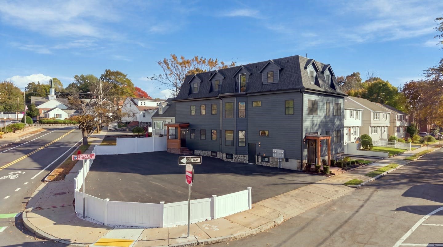 Condominium at 61 Crystal Street # 61, Melrose MA 02176, photo 27 of 28