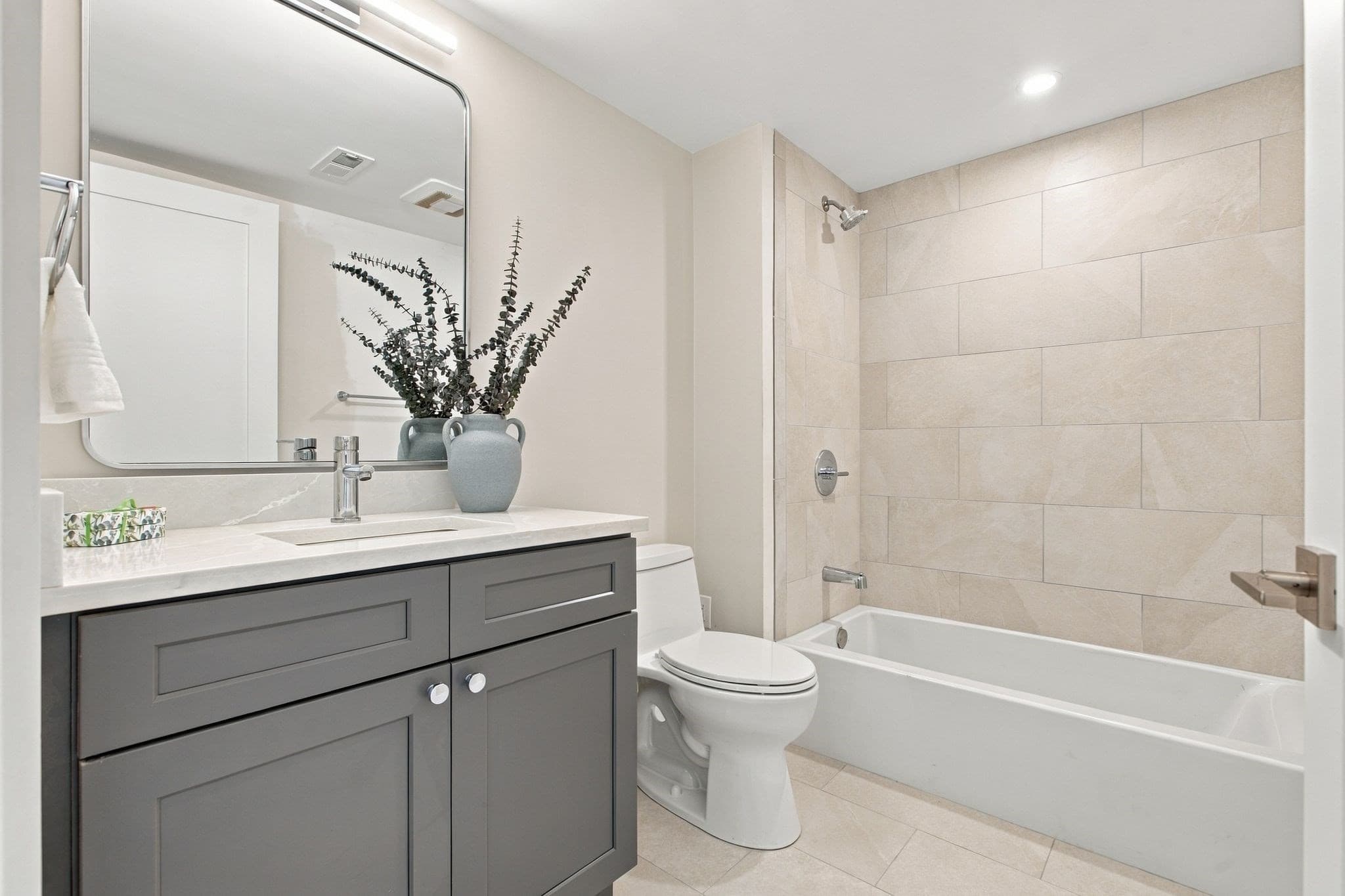 Condominium at 61 Crystal Street # 61, Melrose MA 02176, photo 20 of 28