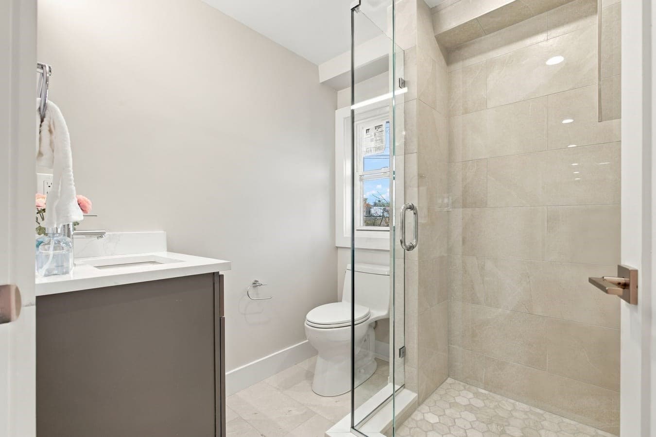 Condominium at 63 Cystal Street # 63, Melrose MA 02176, photo 16 of 26