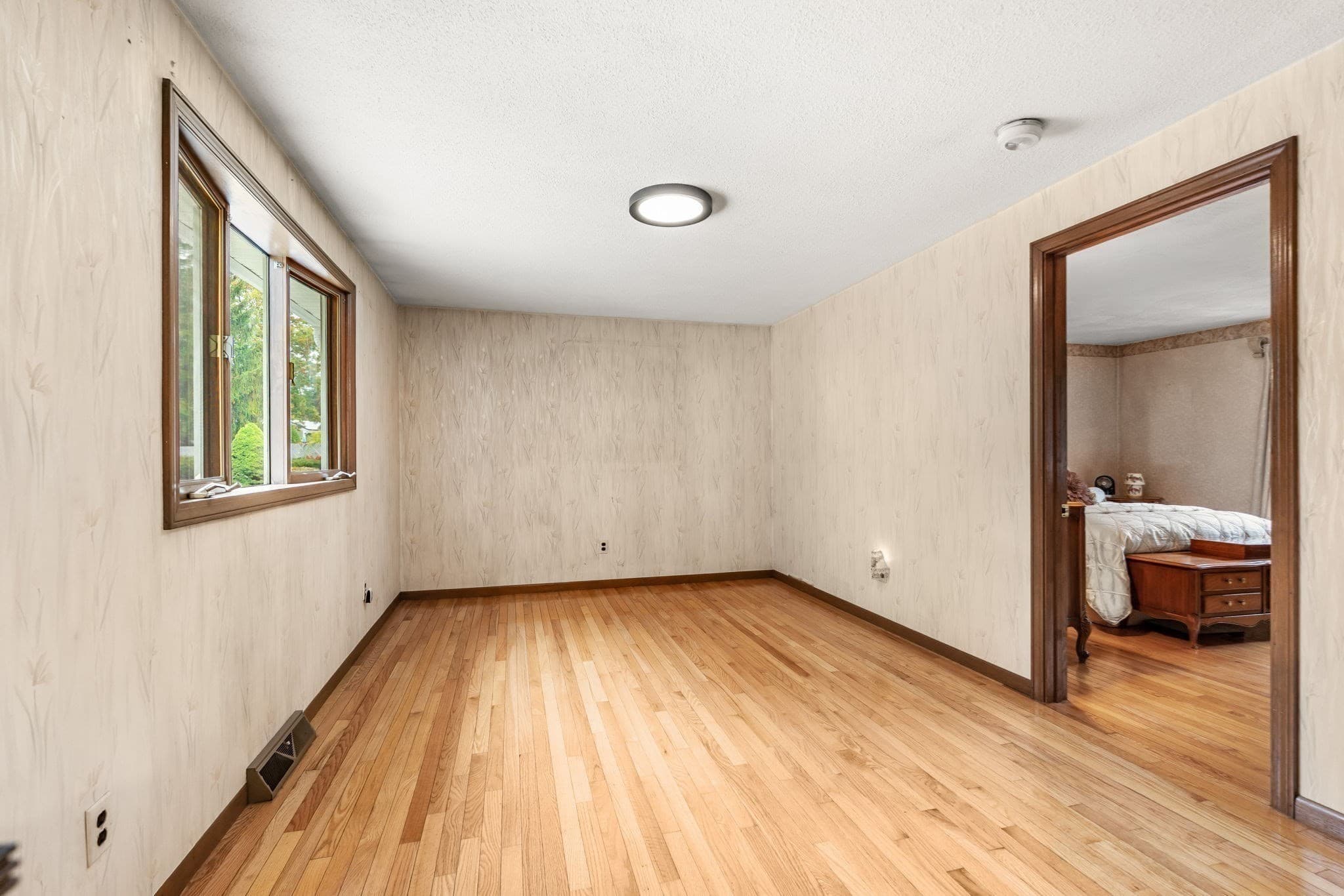 Single Family Residence at 27 Charme Rd, Tewksbury MA 01876, photo 17 of 39